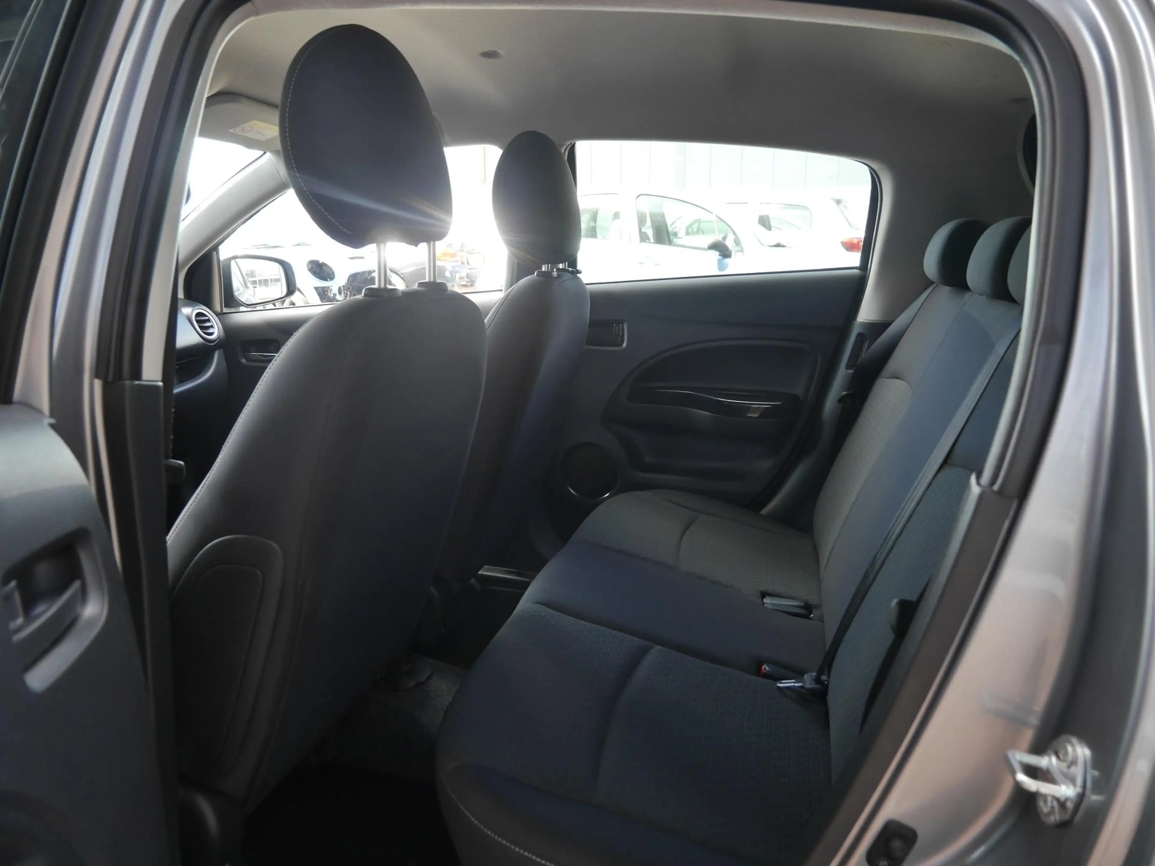 Mitsubishi Space Star 1.0 Bright | Automaat | Airco | Extra getint glas — photo 8