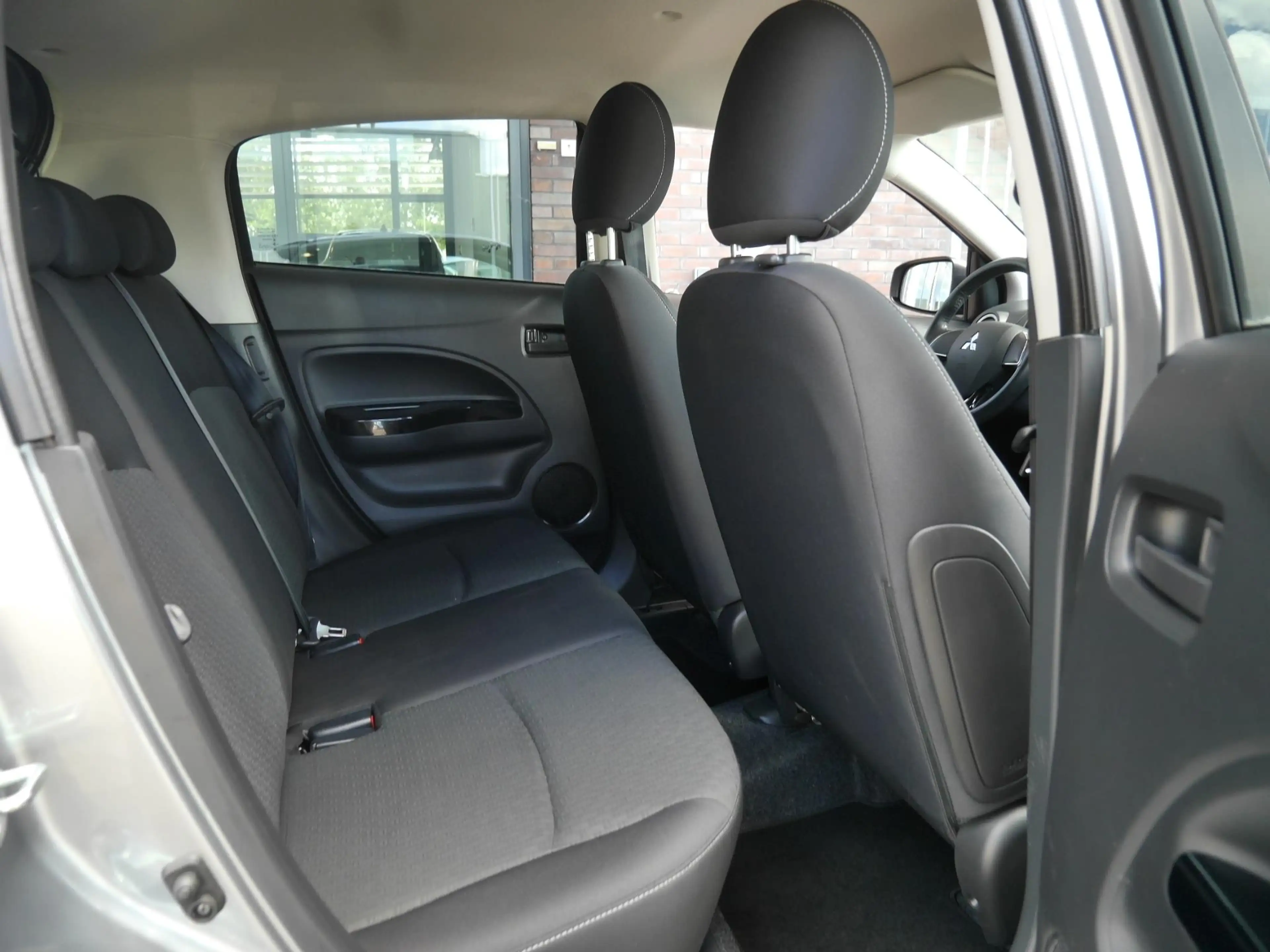 Mitsubishi Space Star 1.0 Bright | Automaat | Airco | Extra getint glas — photo 10