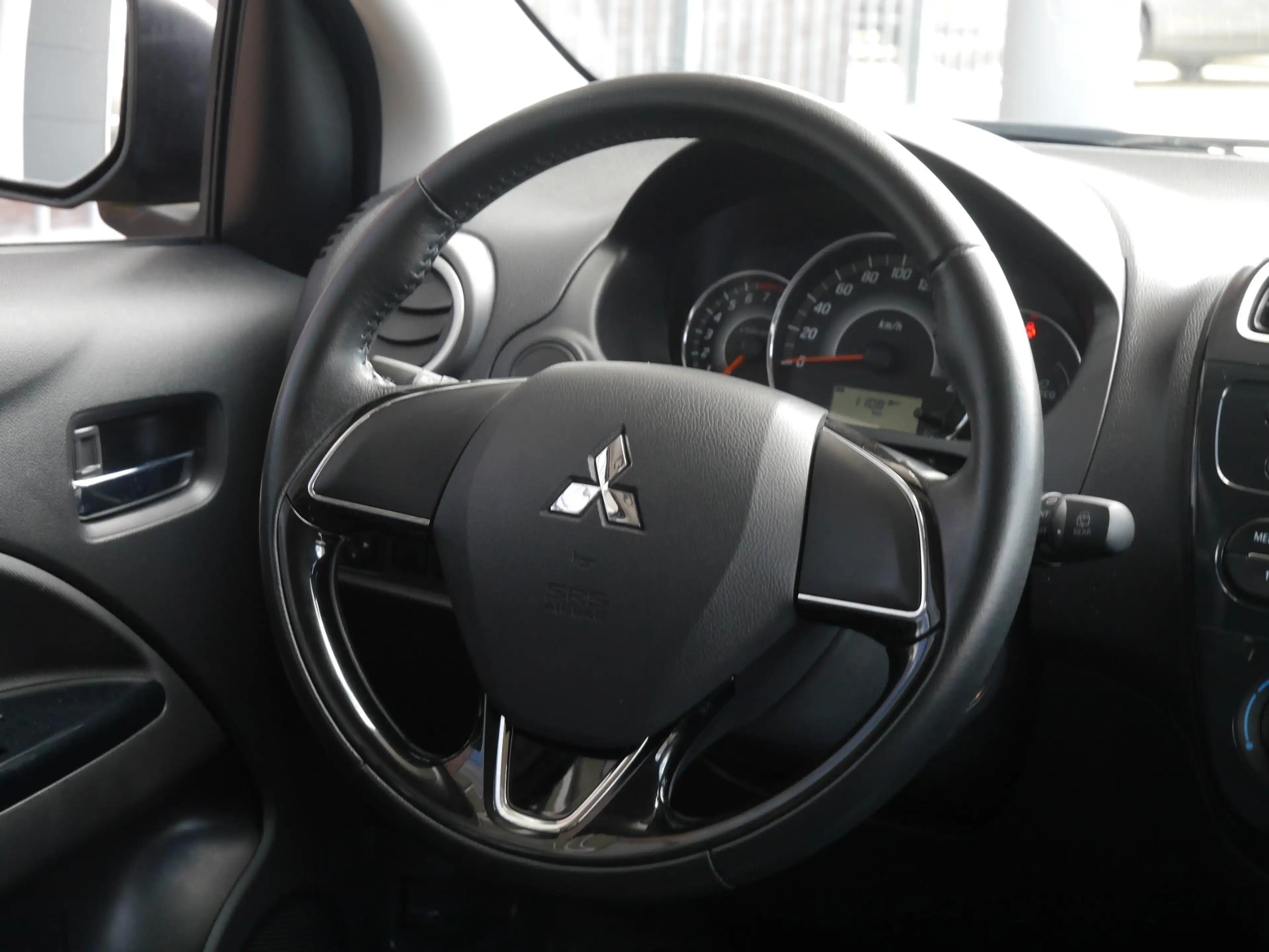Mitsubishi Space Star 1.0 Bright | Automaat | Airco | Extra getint glas — photo 12