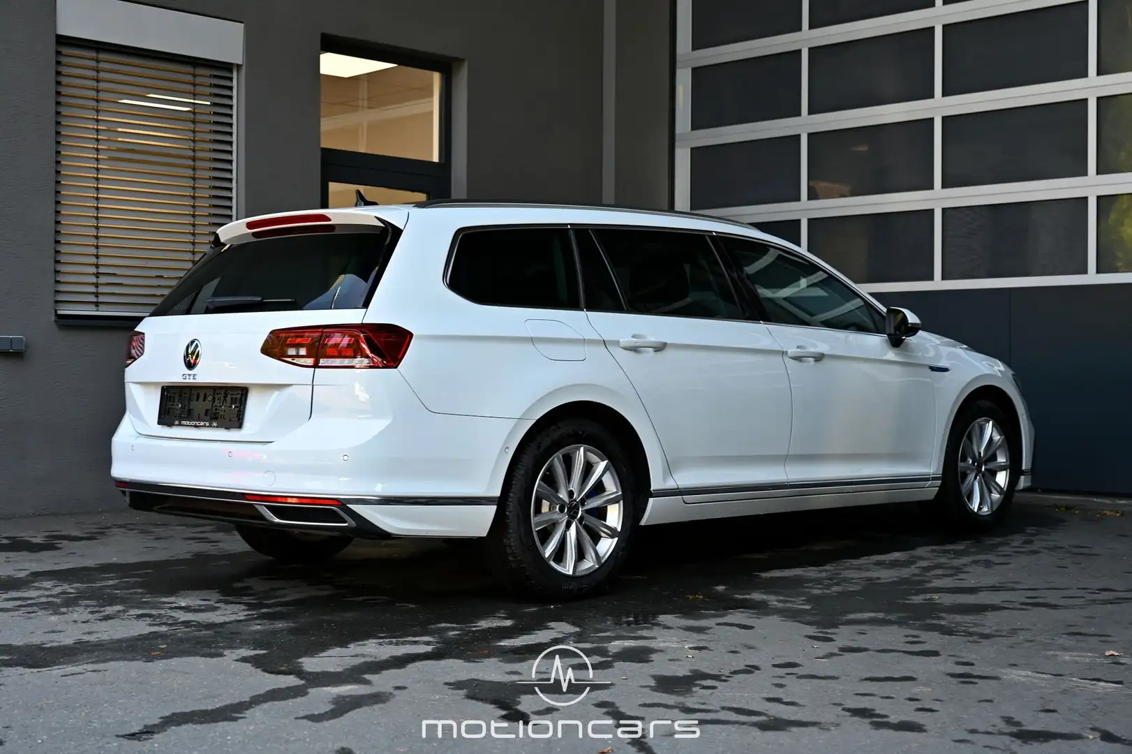 Volkswagen Passat Variant Passat 1.4 TSI Hybrid GTE Weiß - 2