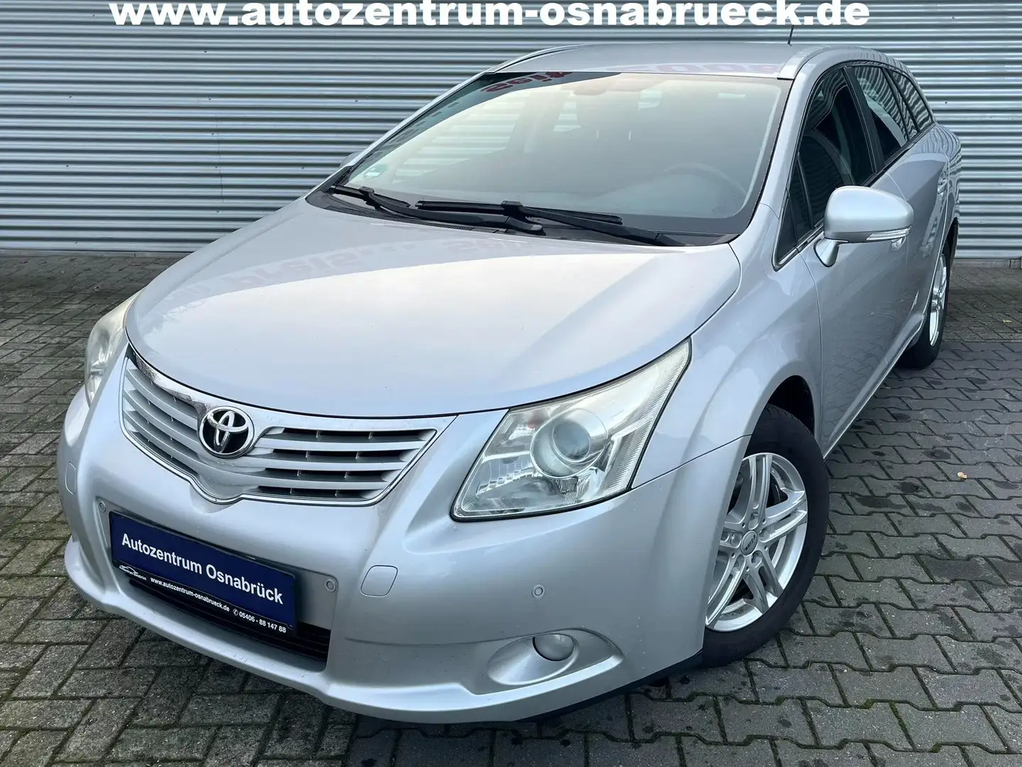 Toyota Avensis Sol Standheizung PDC 8 fach Klimaautomatik Argent - 1