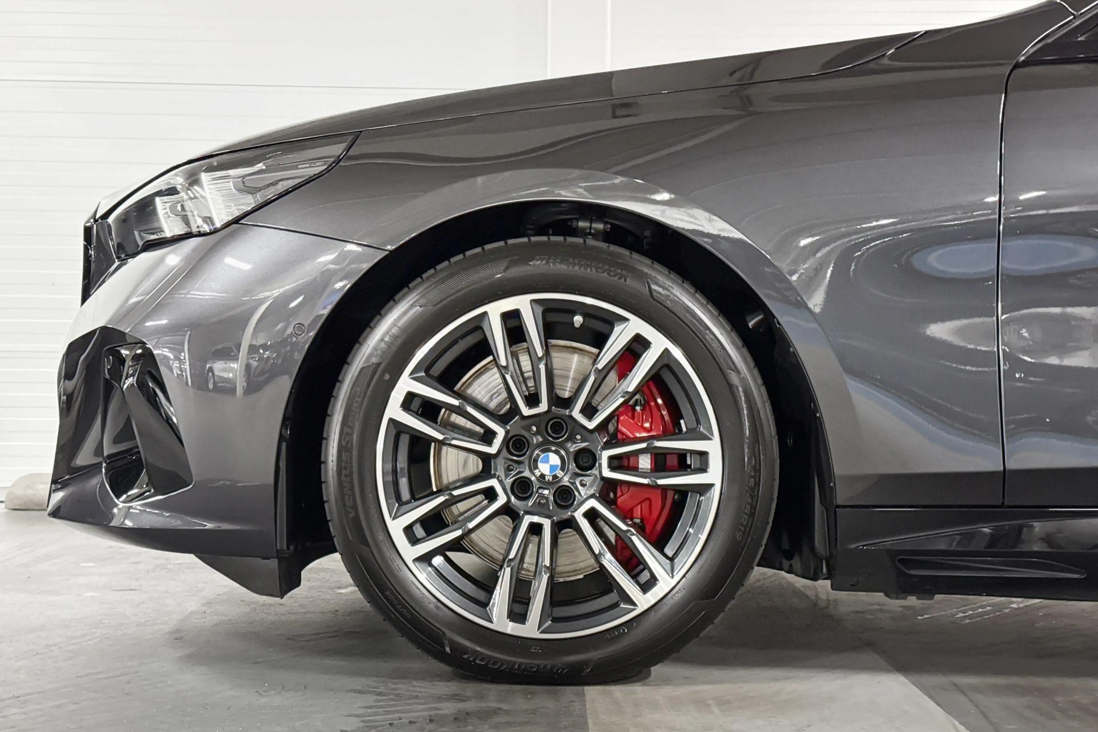 BMW i5 Touring eDrive40 | M-Sport Pro | Bowers & Wilkins — photo 5