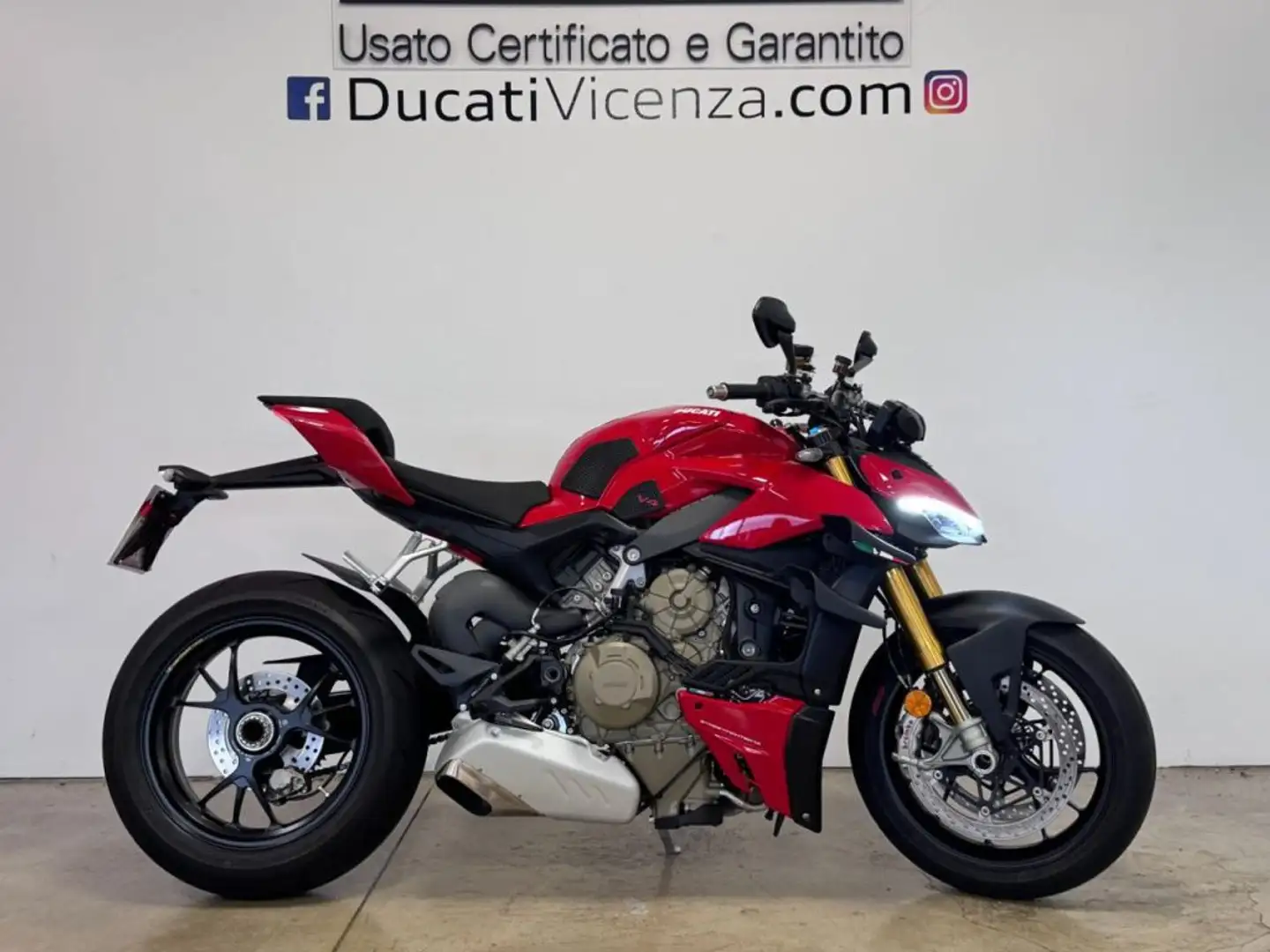 Ducati Streetfighter V4S RED 2021 Rosso - 1