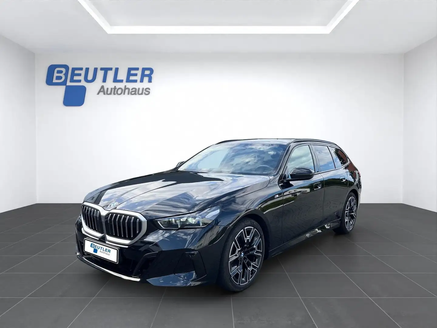 BMW 520 i Touring M Sport 20" HUD 360°-Kam ACC mit... Noir - 1