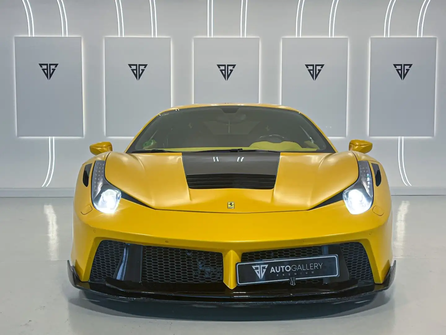 Ferrari 458 Italia Jaune - 2