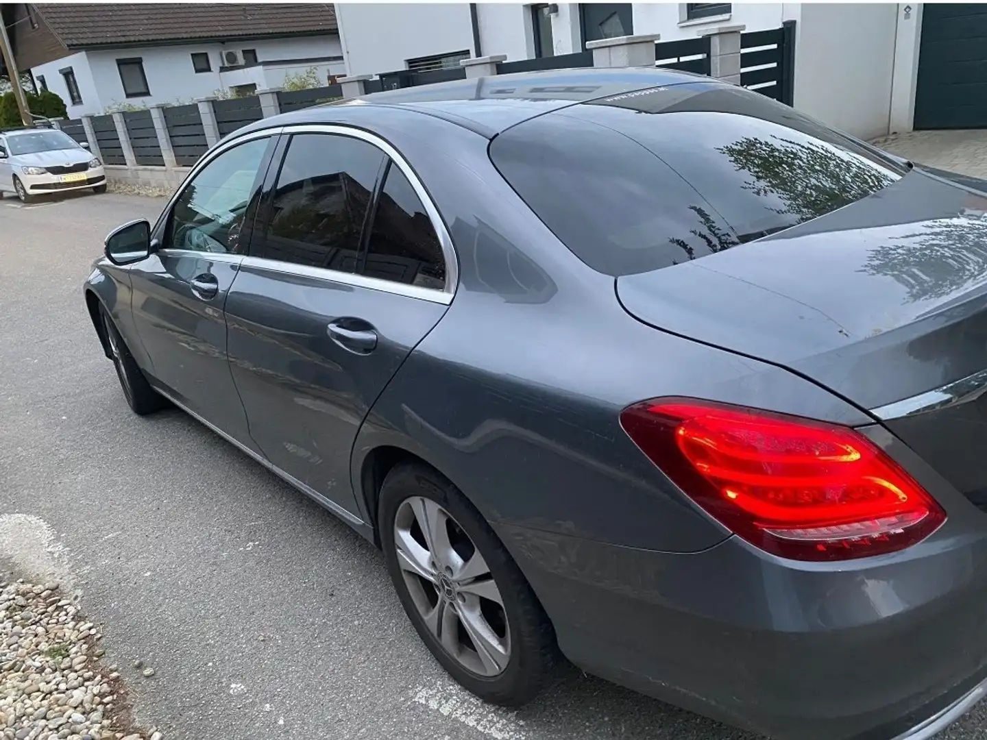 Mercedes-Benz C 180 d Aut.C 180 d Avantgarde Aut.*NAVI*LED*KLIMA*SITZH - 1
