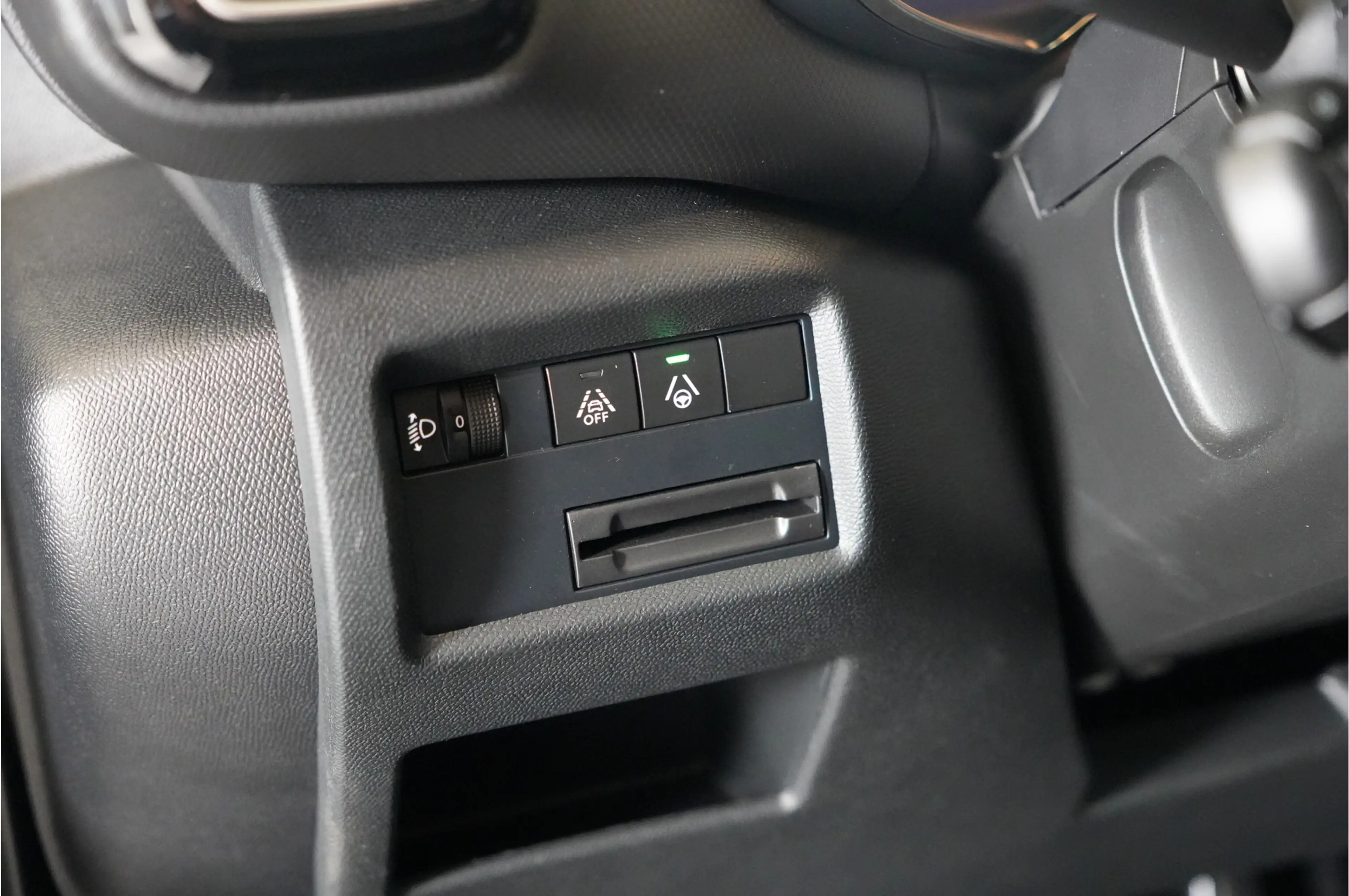 Citroen C5 Aircross 1.2 Hybrid 145pk MHEV | Navi | — photo 11