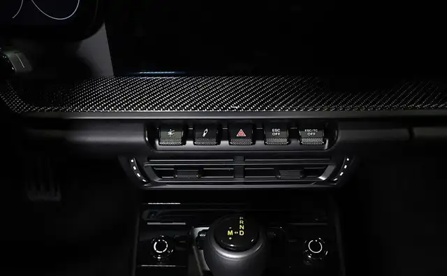 Porsche 911 view 15