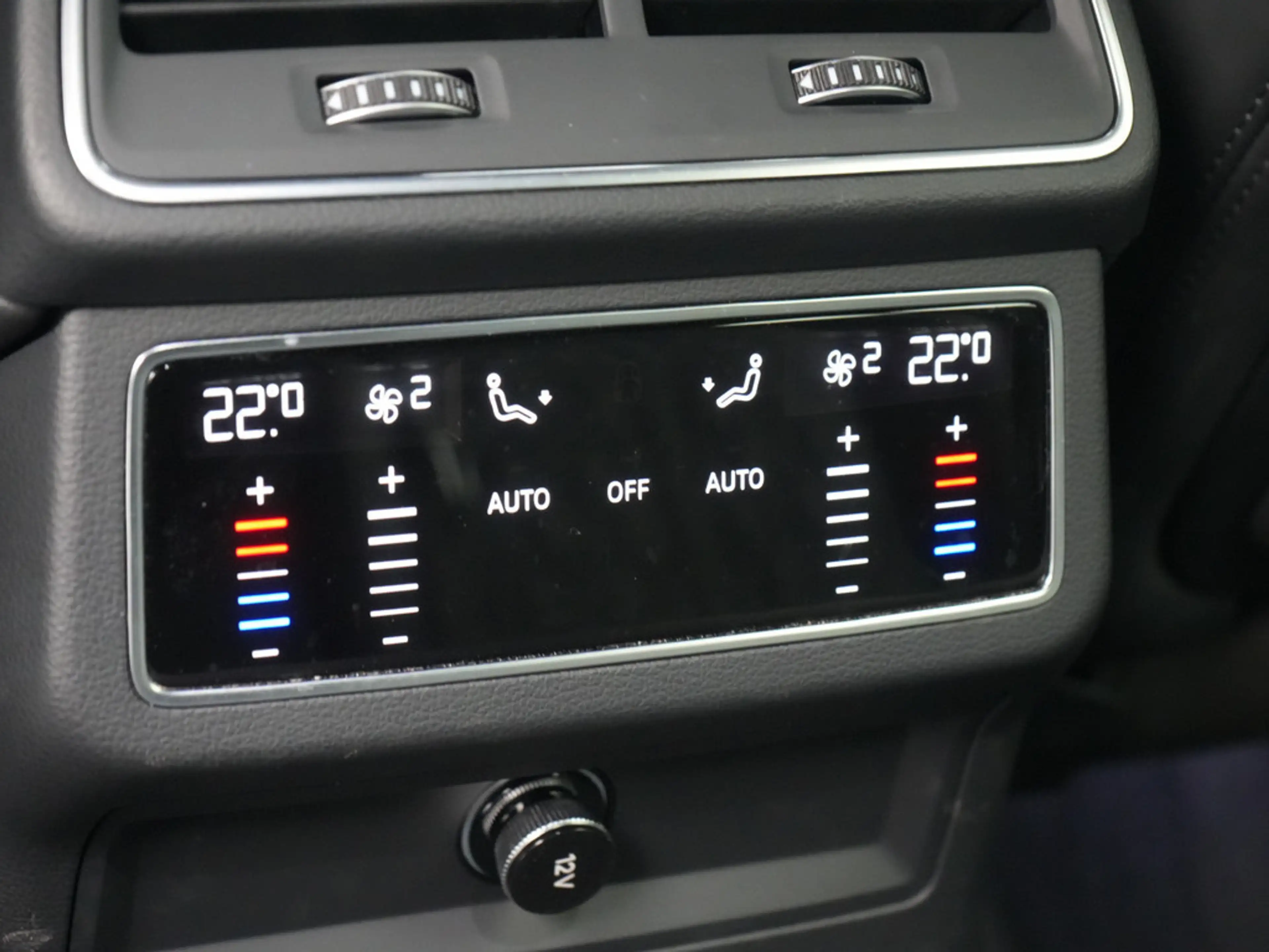 Audi S6 Avant AHK MATRIX LUFT RAUTE ACC B&O KAM 36 — photo 13