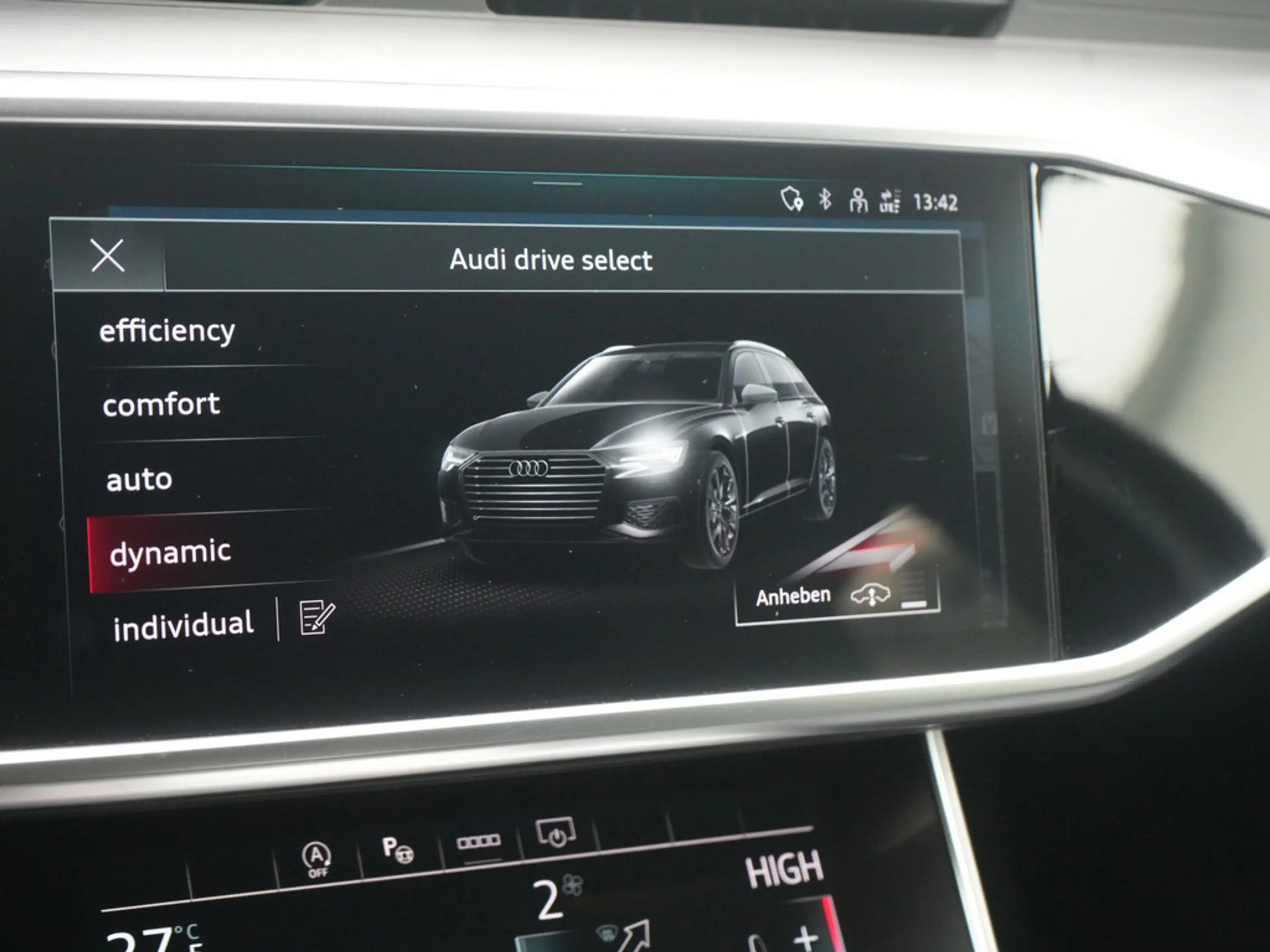 Audi S6 Avant AHK MATRIX LUFT RAUTE ACC B&O KAM 36 — photo 9