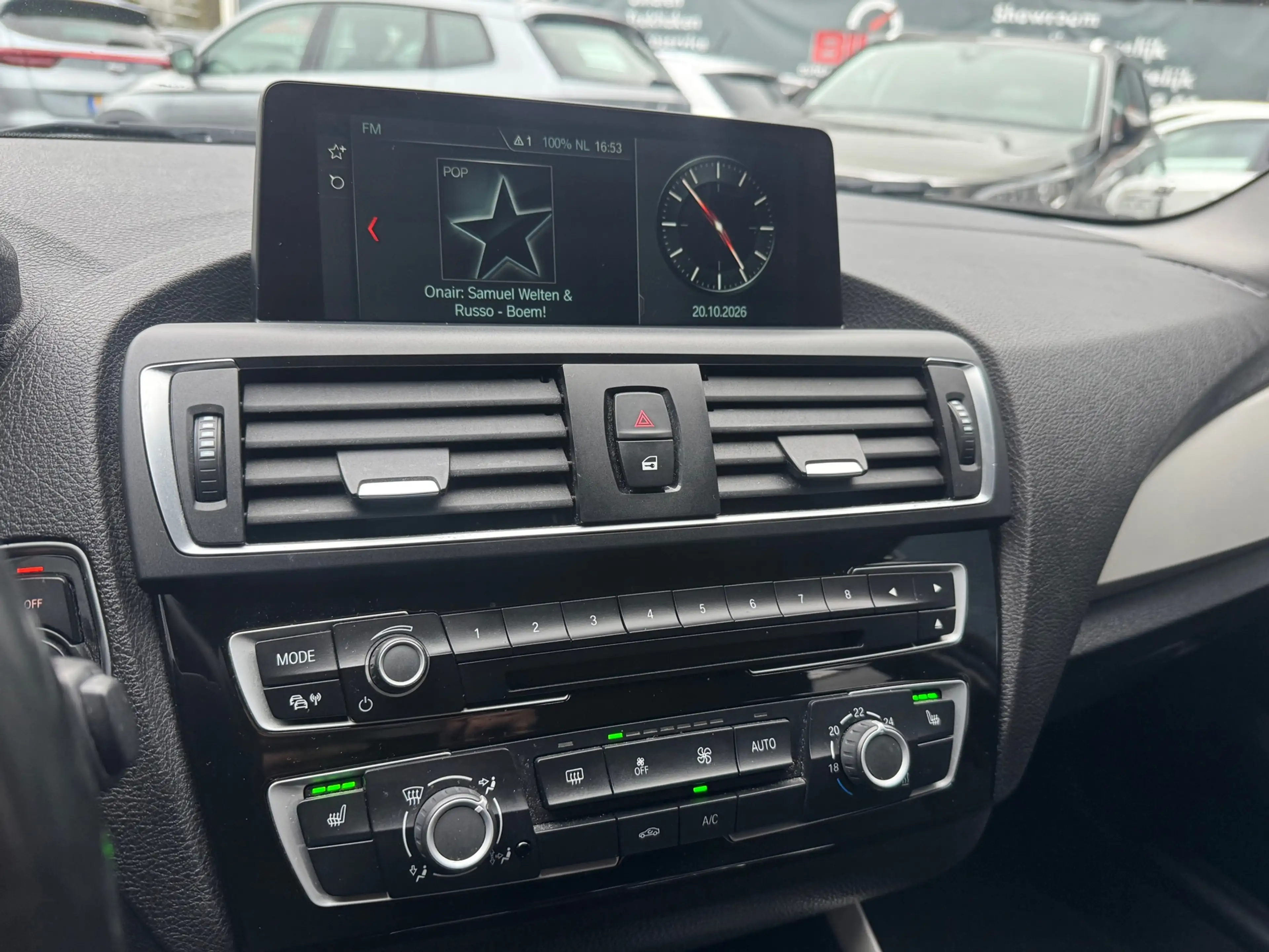 BMW 118 1-serie 118i M-Sport | Airco | Navi | Cruise | 5-D — photo 11
