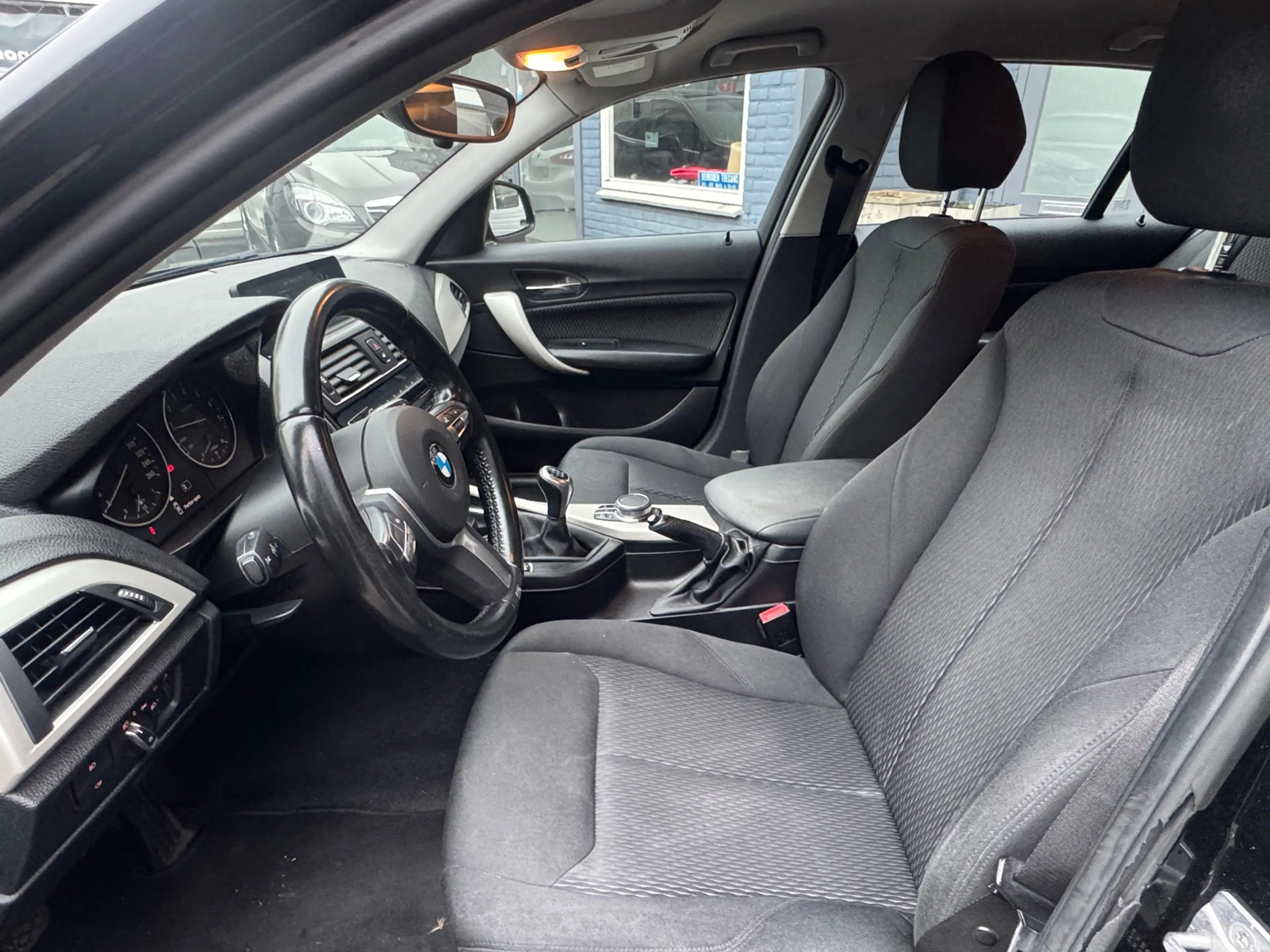 BMW 118 1-serie 118i M-Sport | Airco | Navi | Cruise | 5-D — photo 6