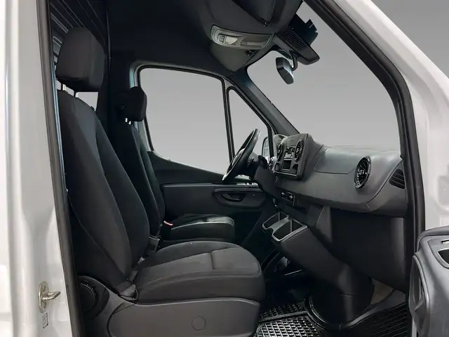 Mercedes-Benz Unknown Model view 12