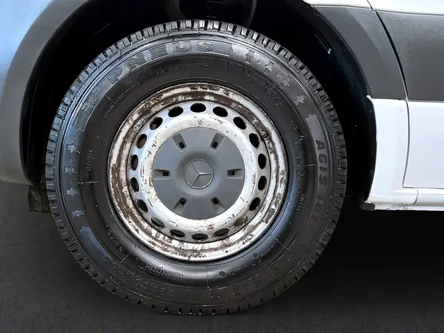 Mercedes-Benz Unknown Model view 4