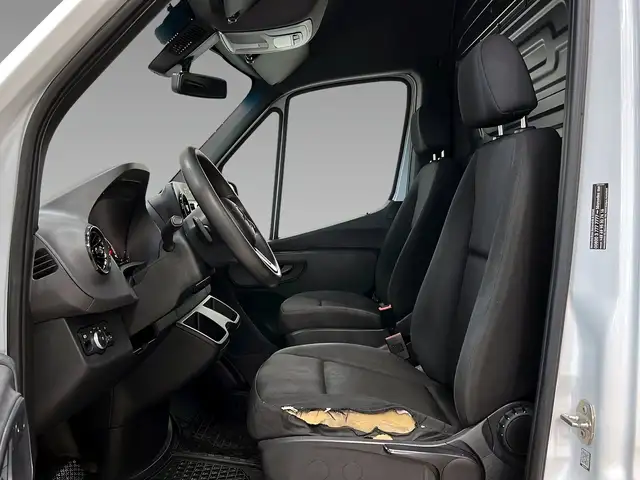 Mercedes-Benz Unknown Model view 9
