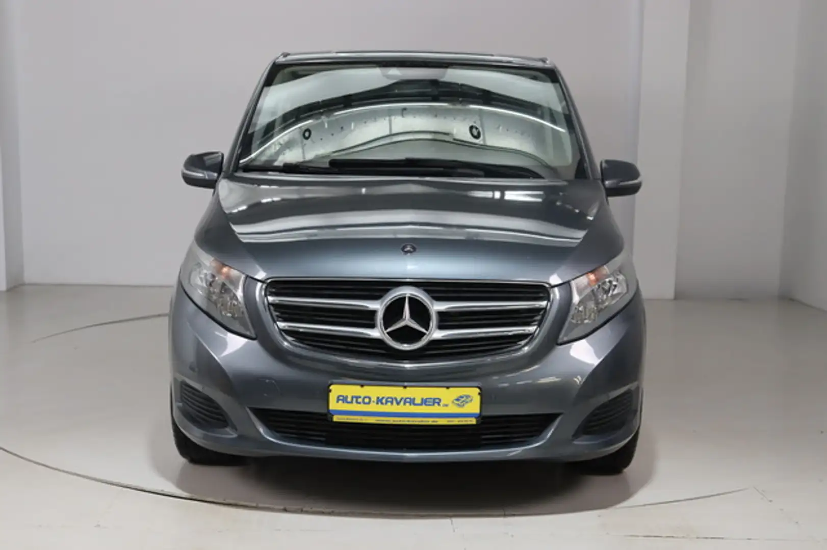 Mercedes-Benz V 220 d lang RFK * Anhängerk. * PDC * Navi * SHZ Szary - 2