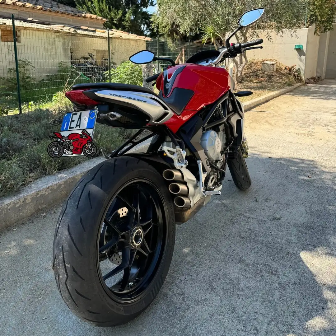 MV Agusta Brutale 675 Rouge - 1