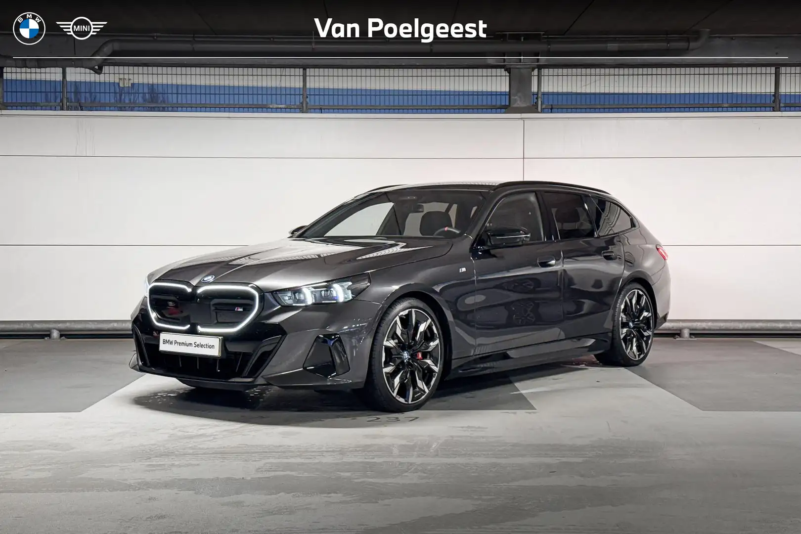 BMW i5 Touring M60 xDrive 84 kWh Grau - 1