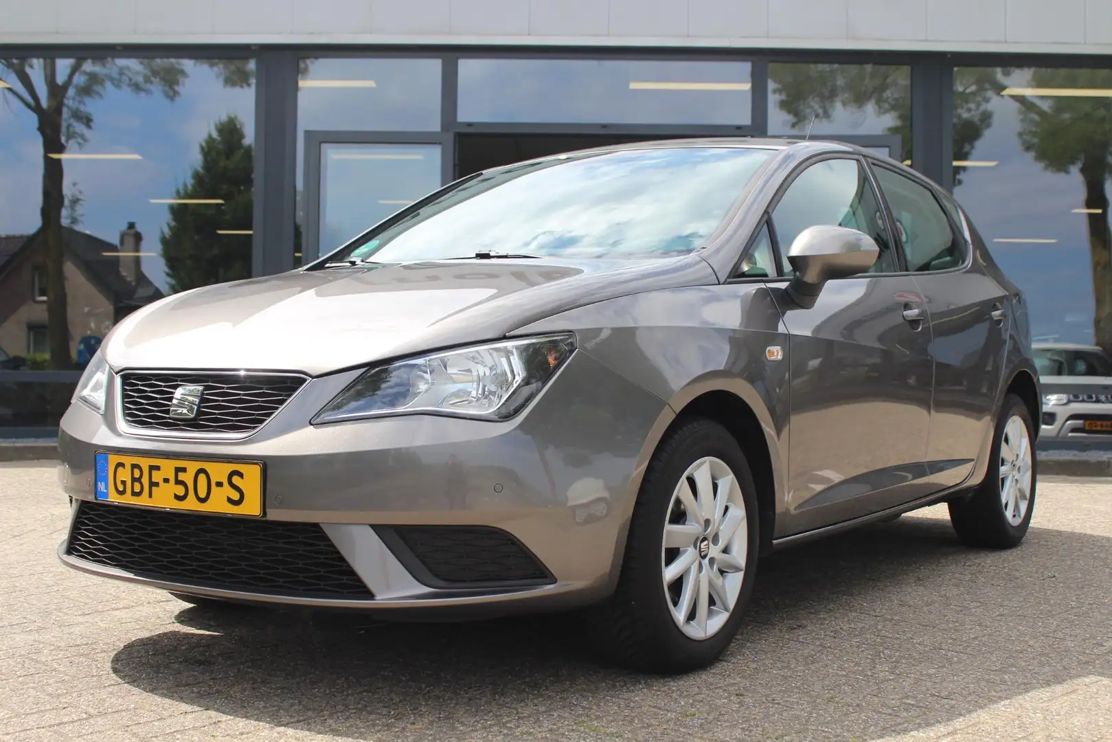 SEAT Ibiza 1.2 TSI Style Grijs - 2