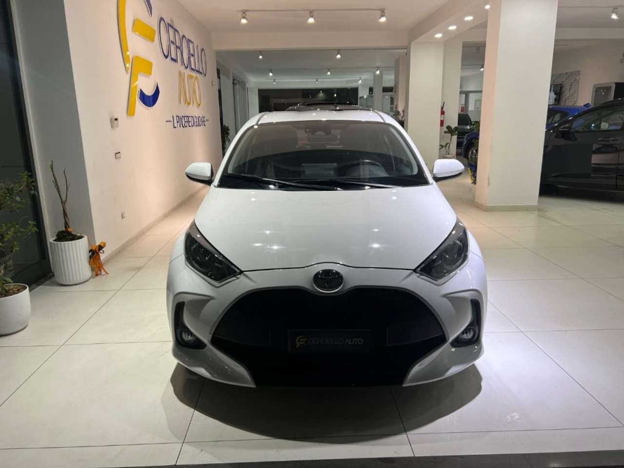 Toyota Yaris 1.0 5 porte Active TUA DA €139,00 MENSILI