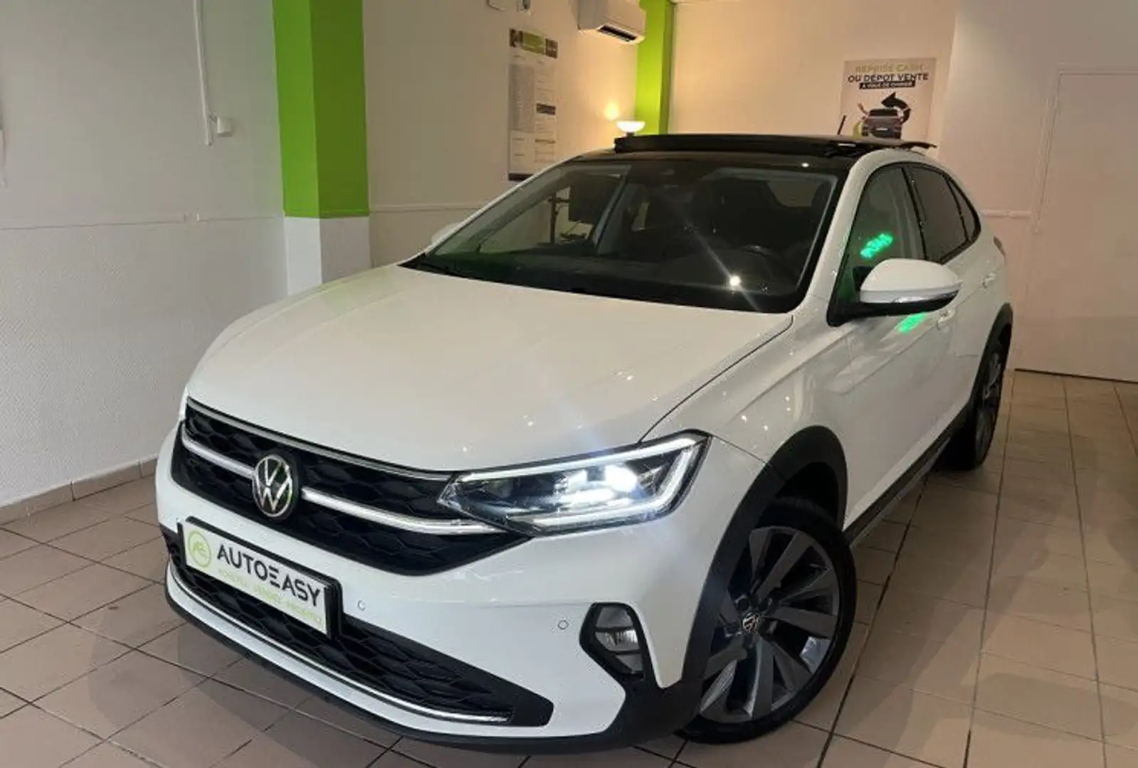 Volkswagen Taigo 1.0 TSI 110ch Style DSG7 1ère MAIN Blanc - 1