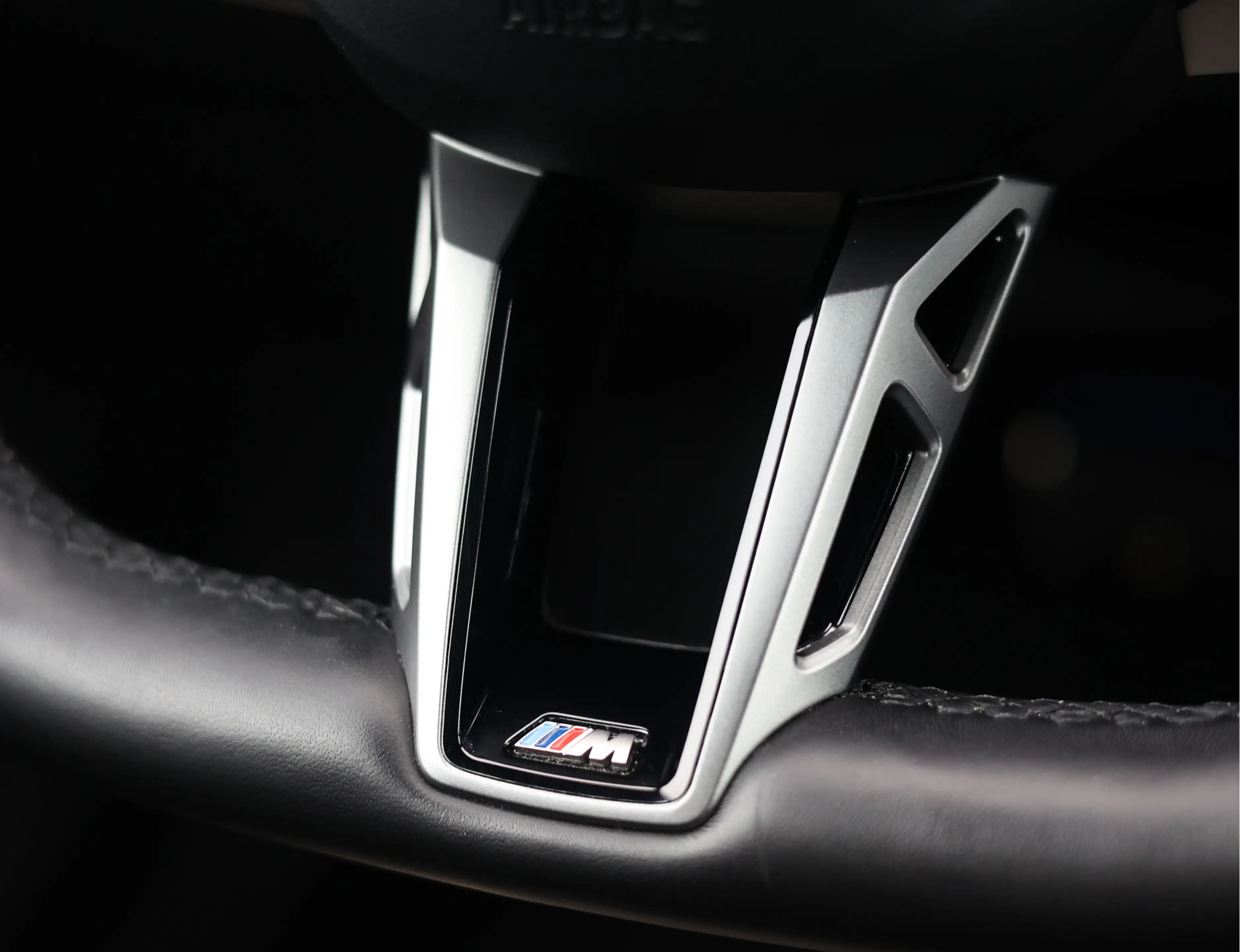 BMW 550 5-serie Touring 550e xDrive | M Sport Pro - Trekha — photo 36