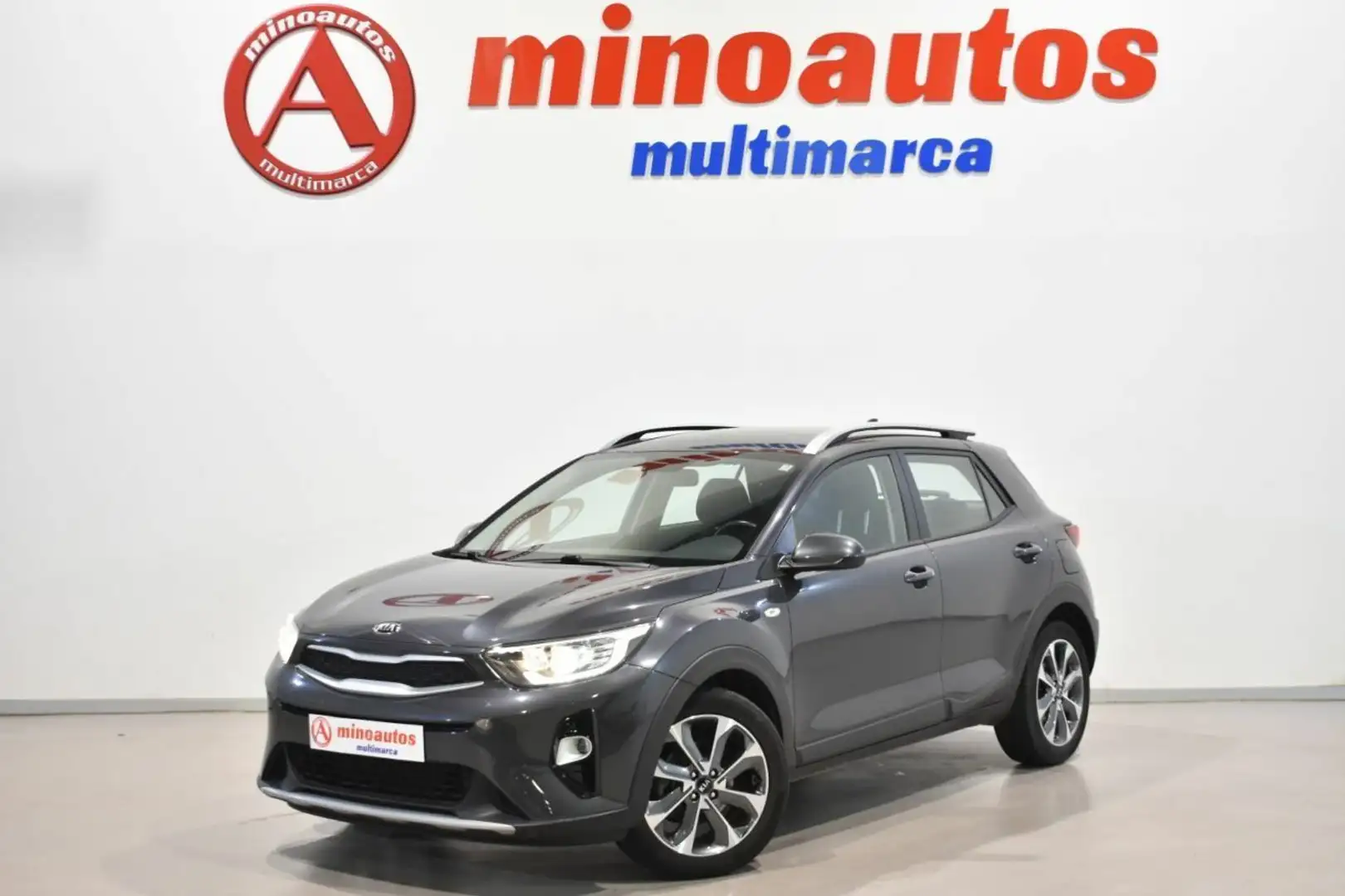 Kia Stonic 1.0 T-GDI 100 CV ACTIVE Grau - 1