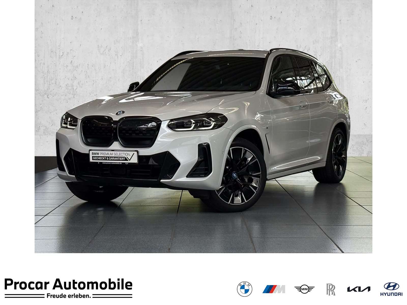 BMW iX3