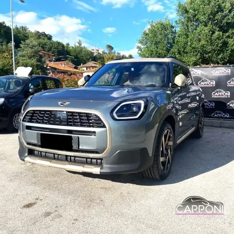 MINI Cooper D Countryman D Favoured PROMO
