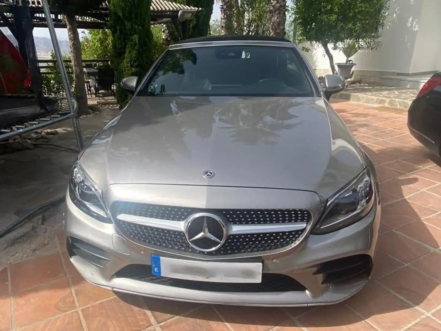 Mercedes-Benz C 220 C Cabrio 220d 9G-Tronic Beige - 1