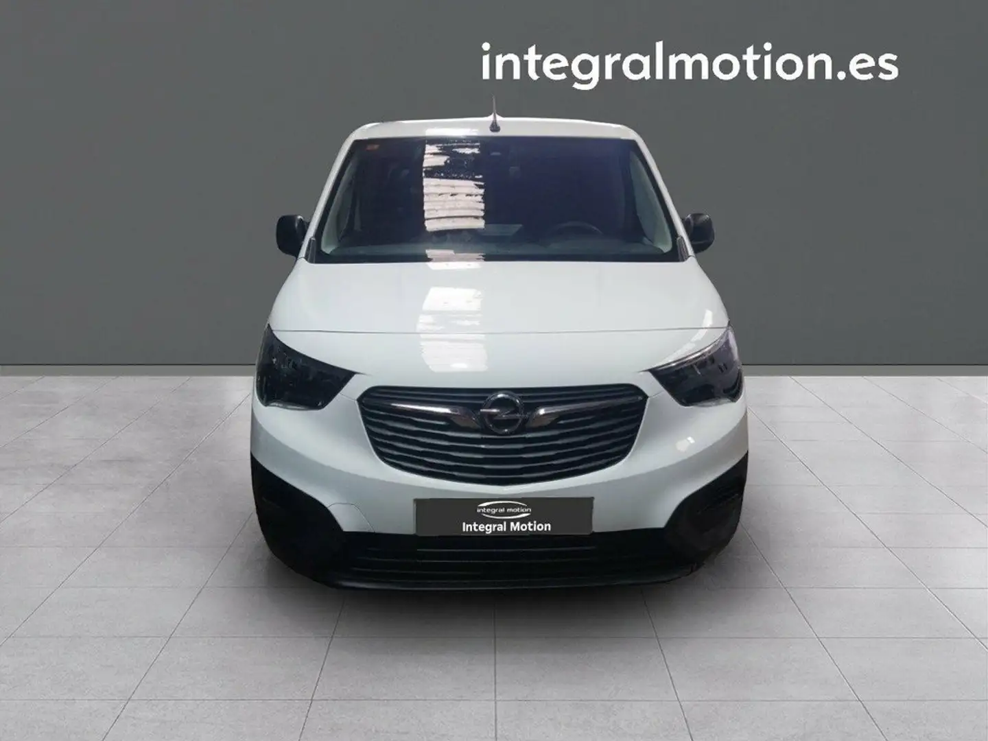 Opel Combo 1.5 TURBO L2H1 Blanco - 2