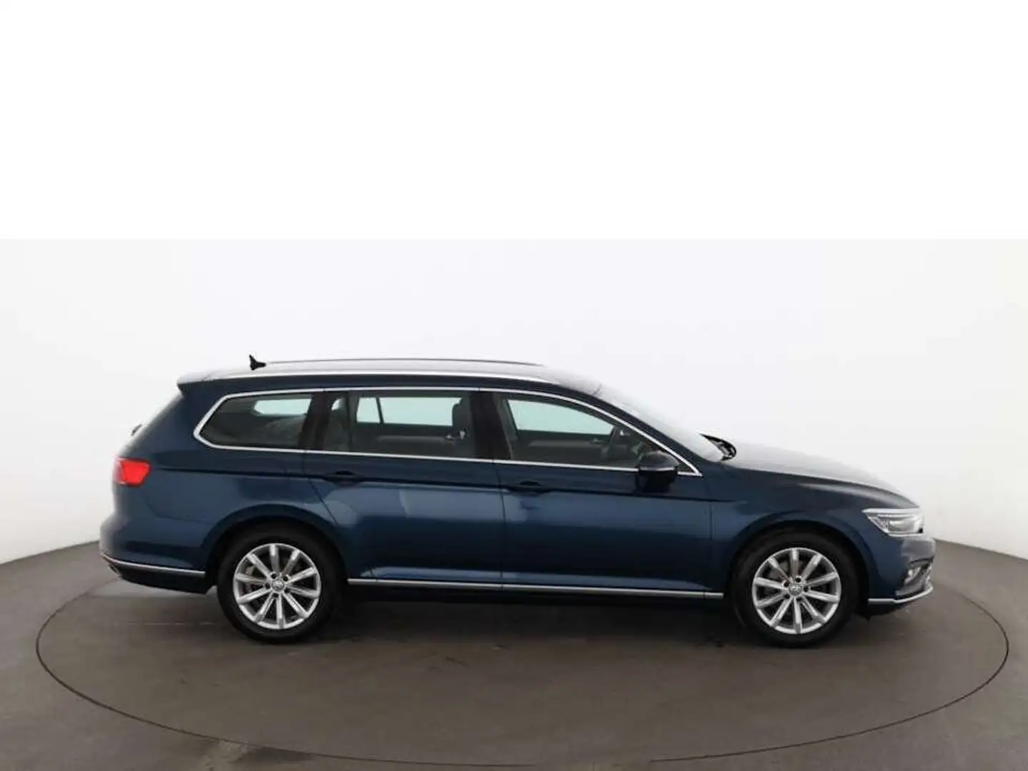 Volkswagen Passat Variant 1.6 TDI Business Aut LED RADAR NAV Blau - 2