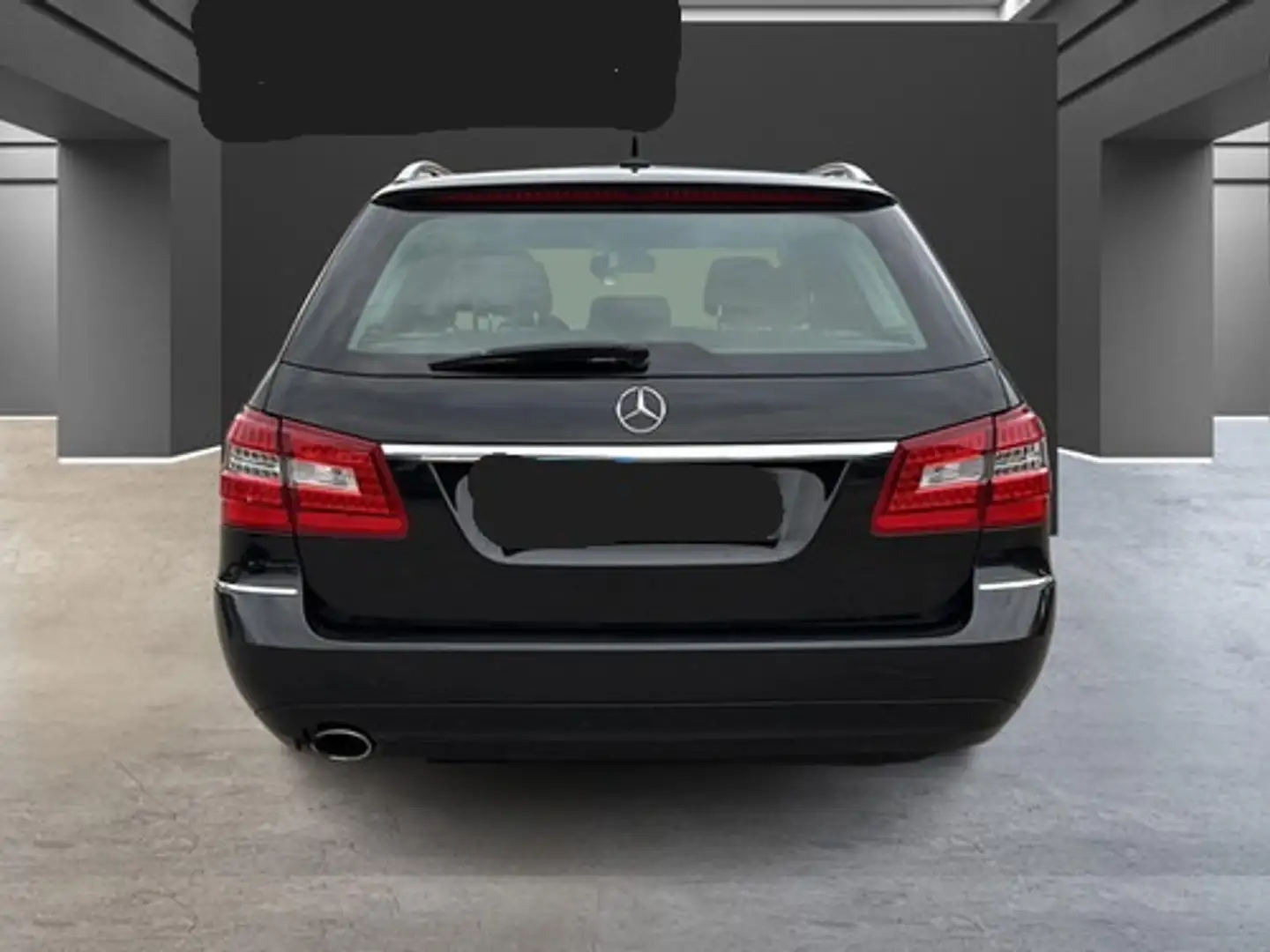 Mercedes-Benz E 200 E 200 T CGI BlueEfficiency Avantgarde Avantgarde Schwarz - 2