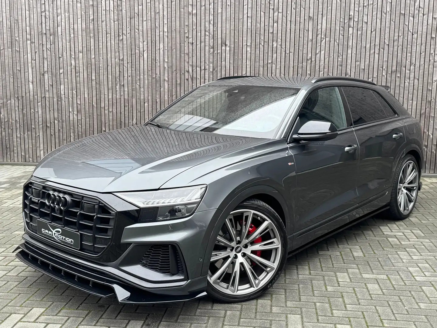 Audi Q8 TFSI e /S-LINE/COMPETITION/RS STOEL/MASSAGE/B&O Gris - 1