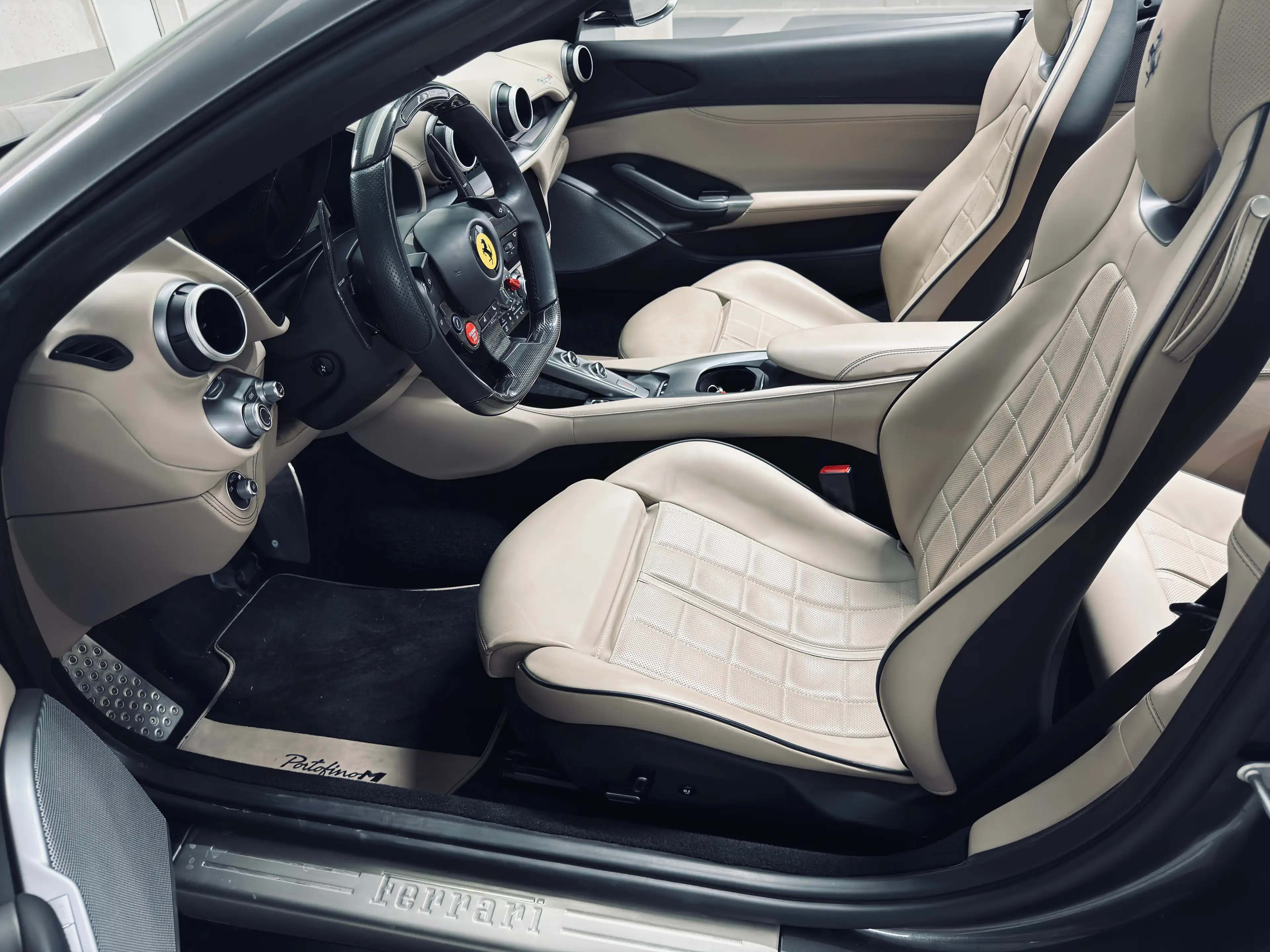 Ferrari Portofino — photo 14