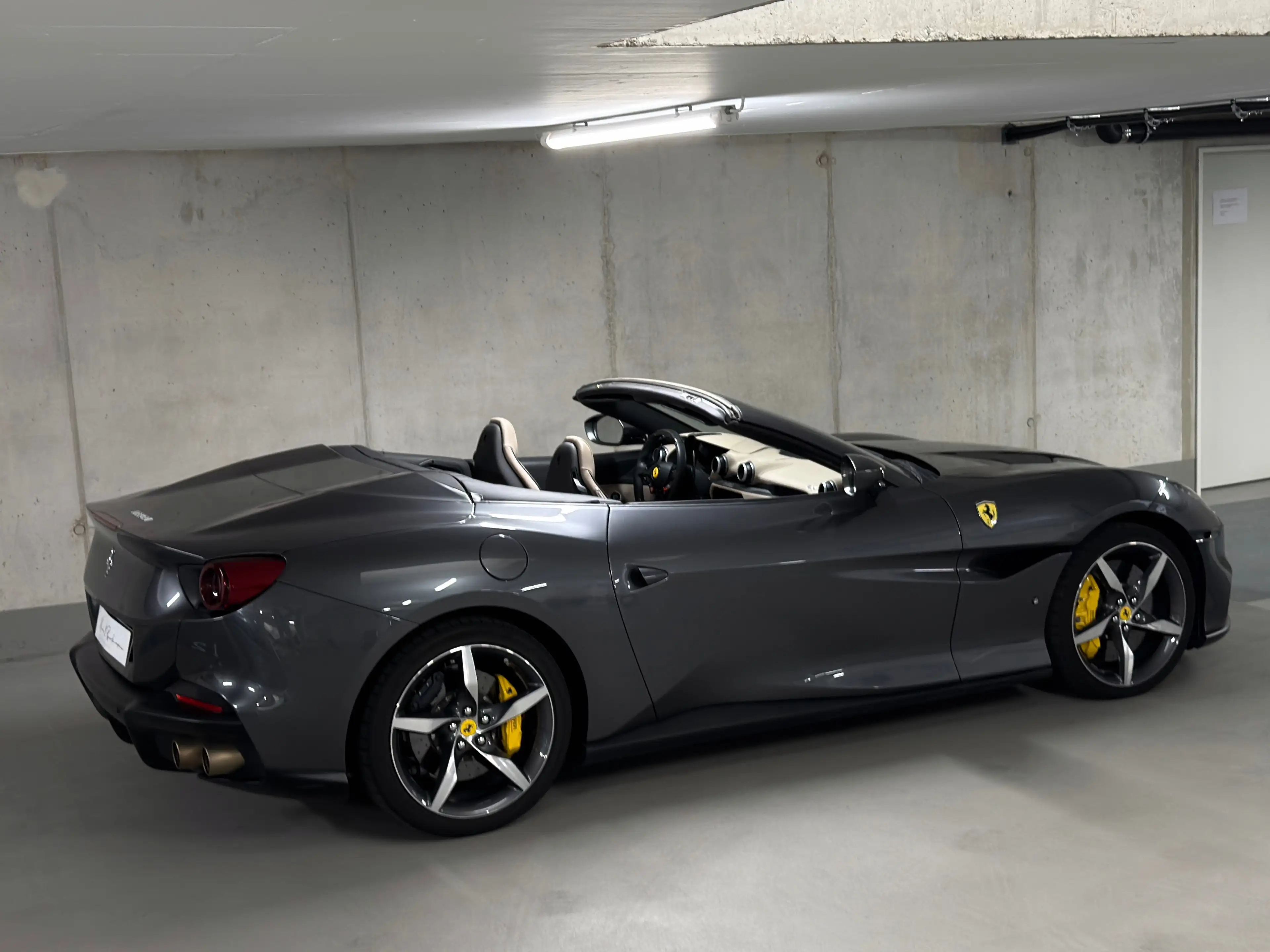 Ferrari Portofino — photo 11