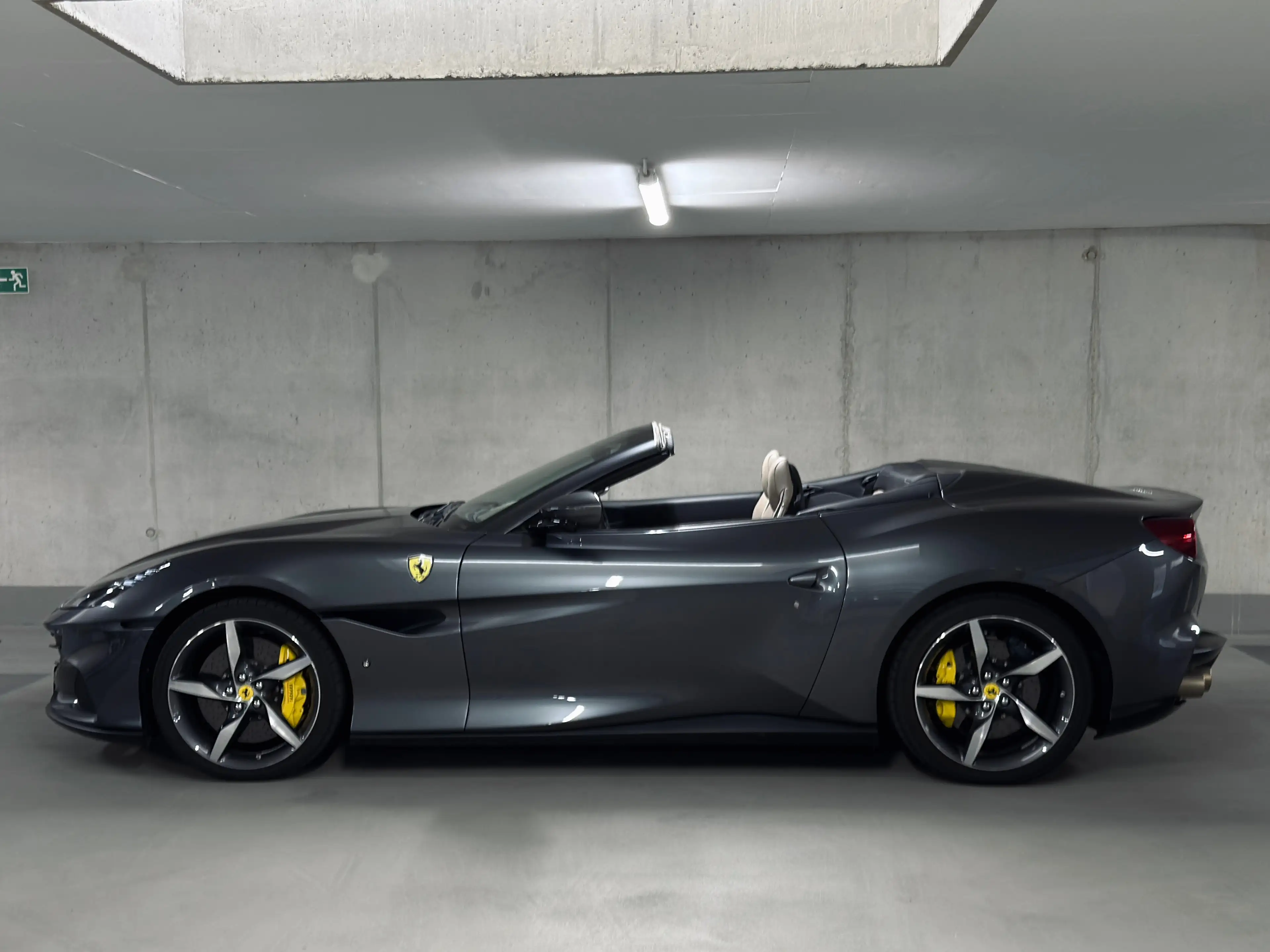 Ferrari Portofino — photo 10
