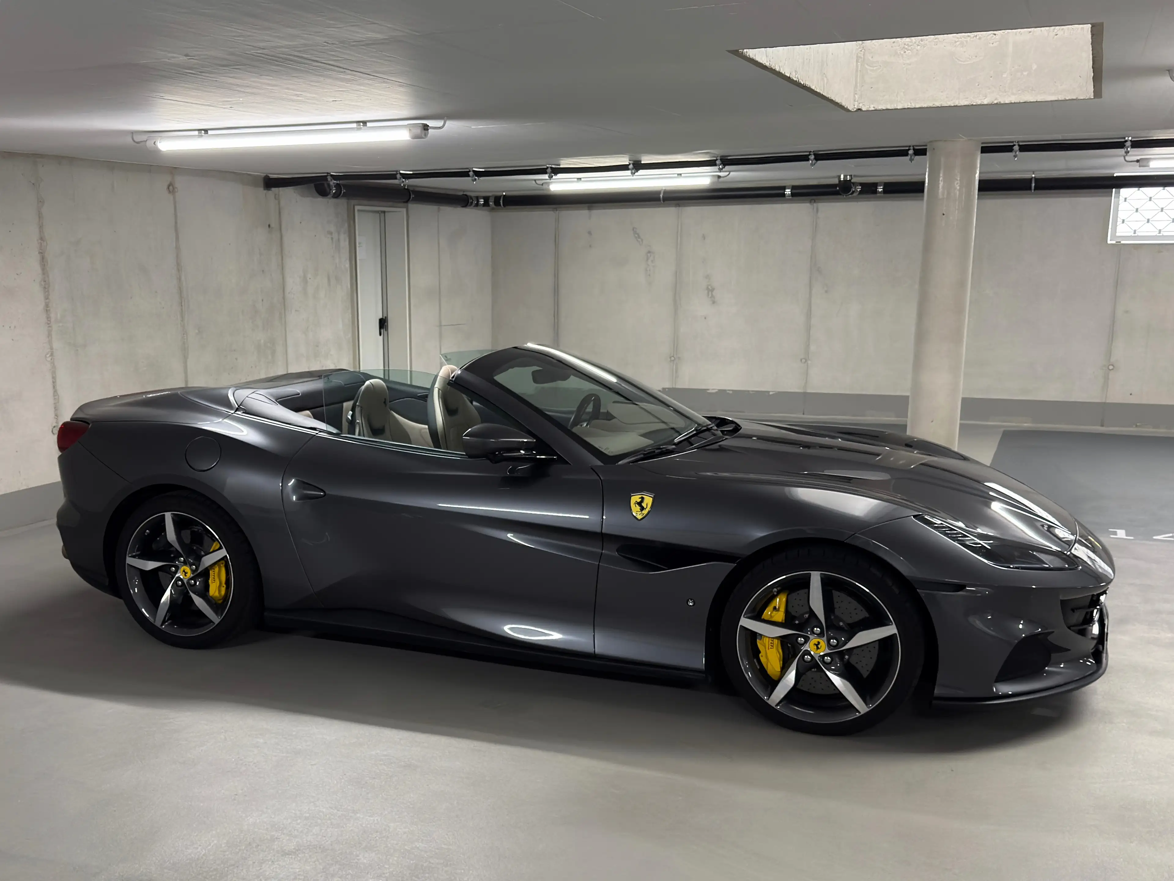 Ferrari Portofino — photo 5