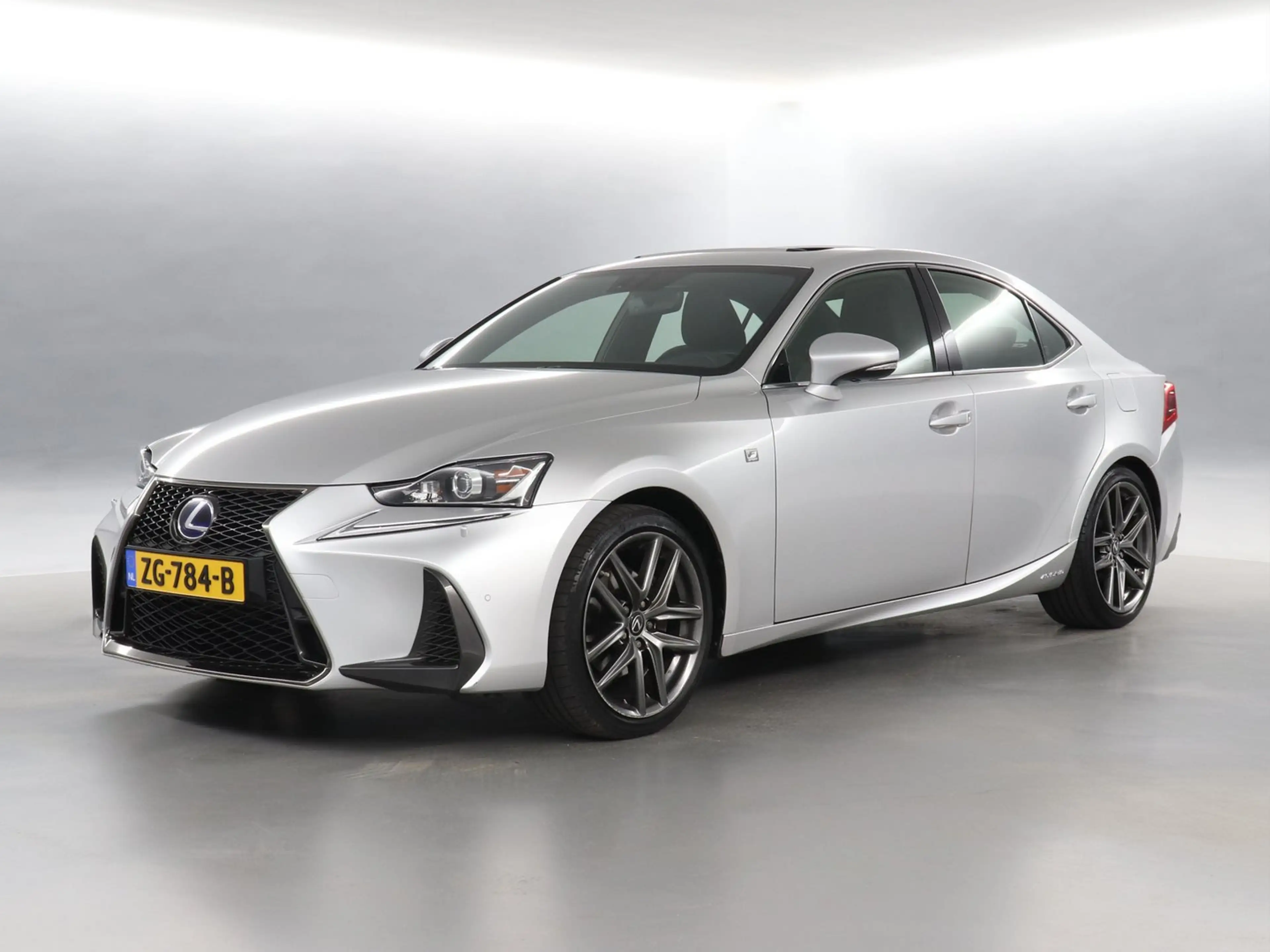 Lexus IS 300 300h Hybrid F-Sport Line | Adaptief Dempingsysteem