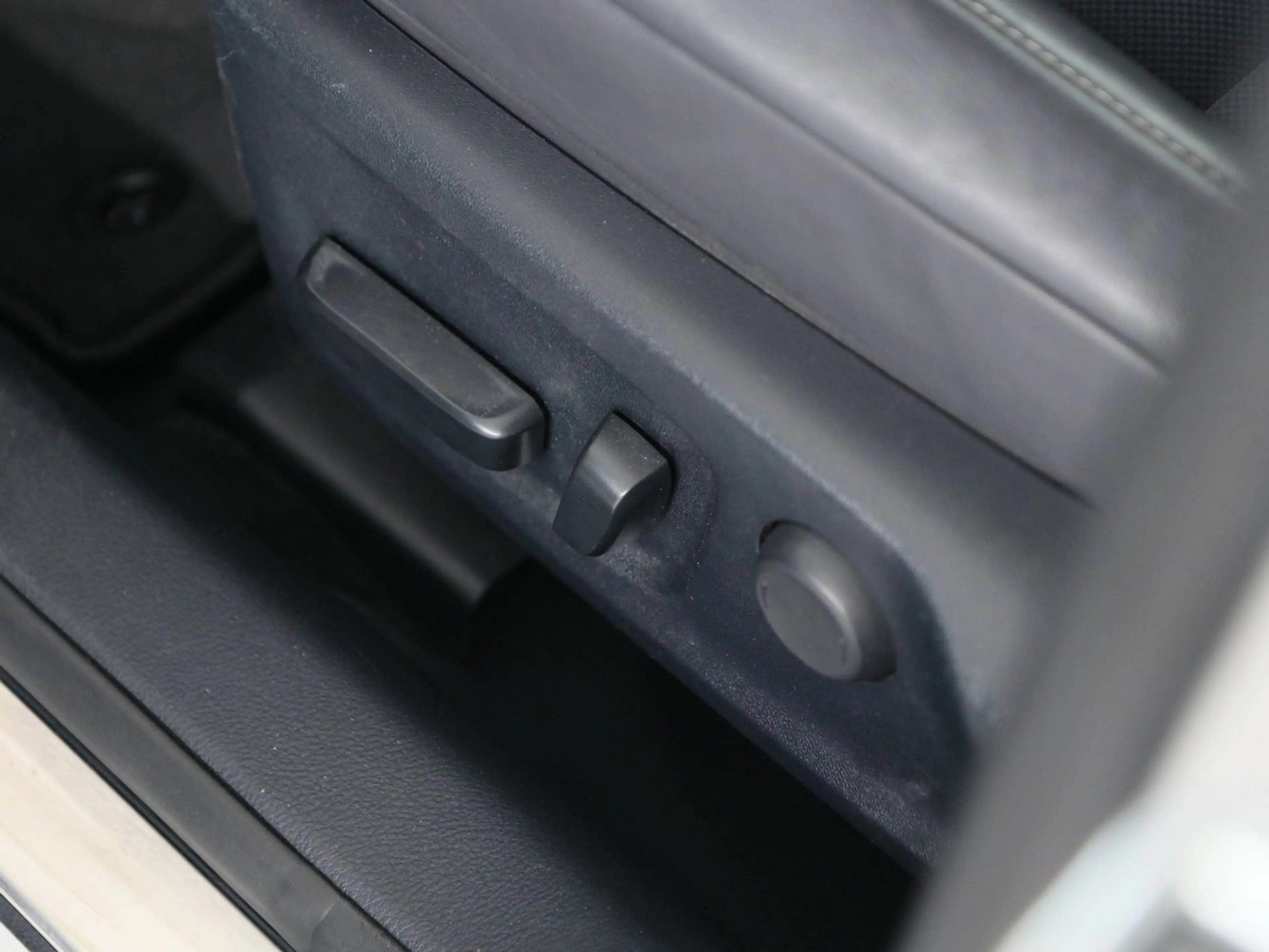 Lexus IS 300 300h Hybrid F-Sport Line | Adaptief Dempingsysteem — photo 11
