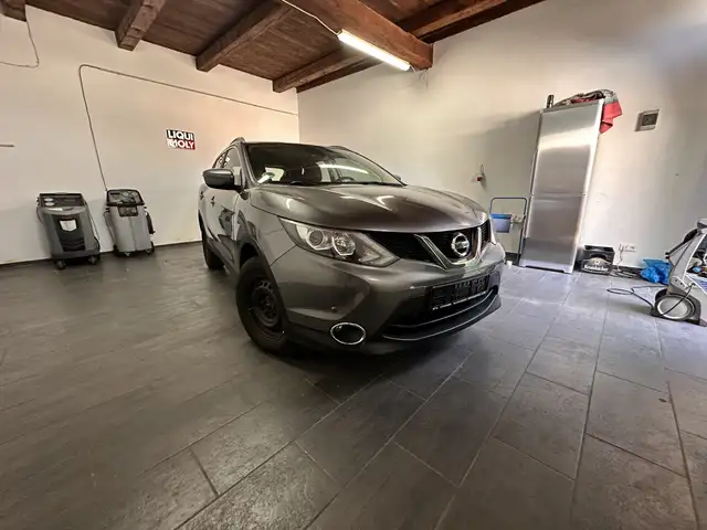Nissan Qashqai Acenta