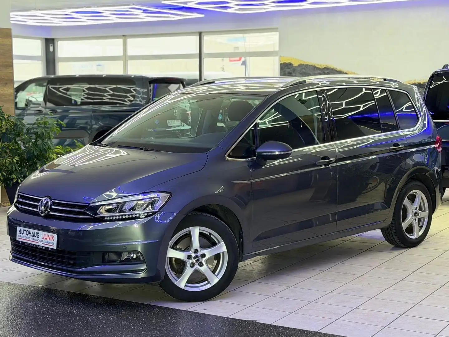 Volkswagen Touran Highline BMT/Start-Stopp Gris - 2