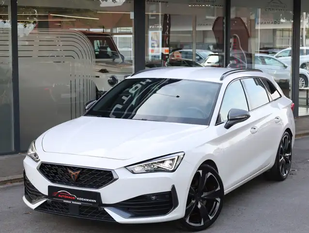 Cupra Leon view 2