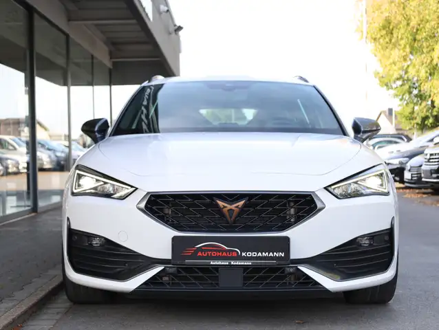 Cupra Leon view 4