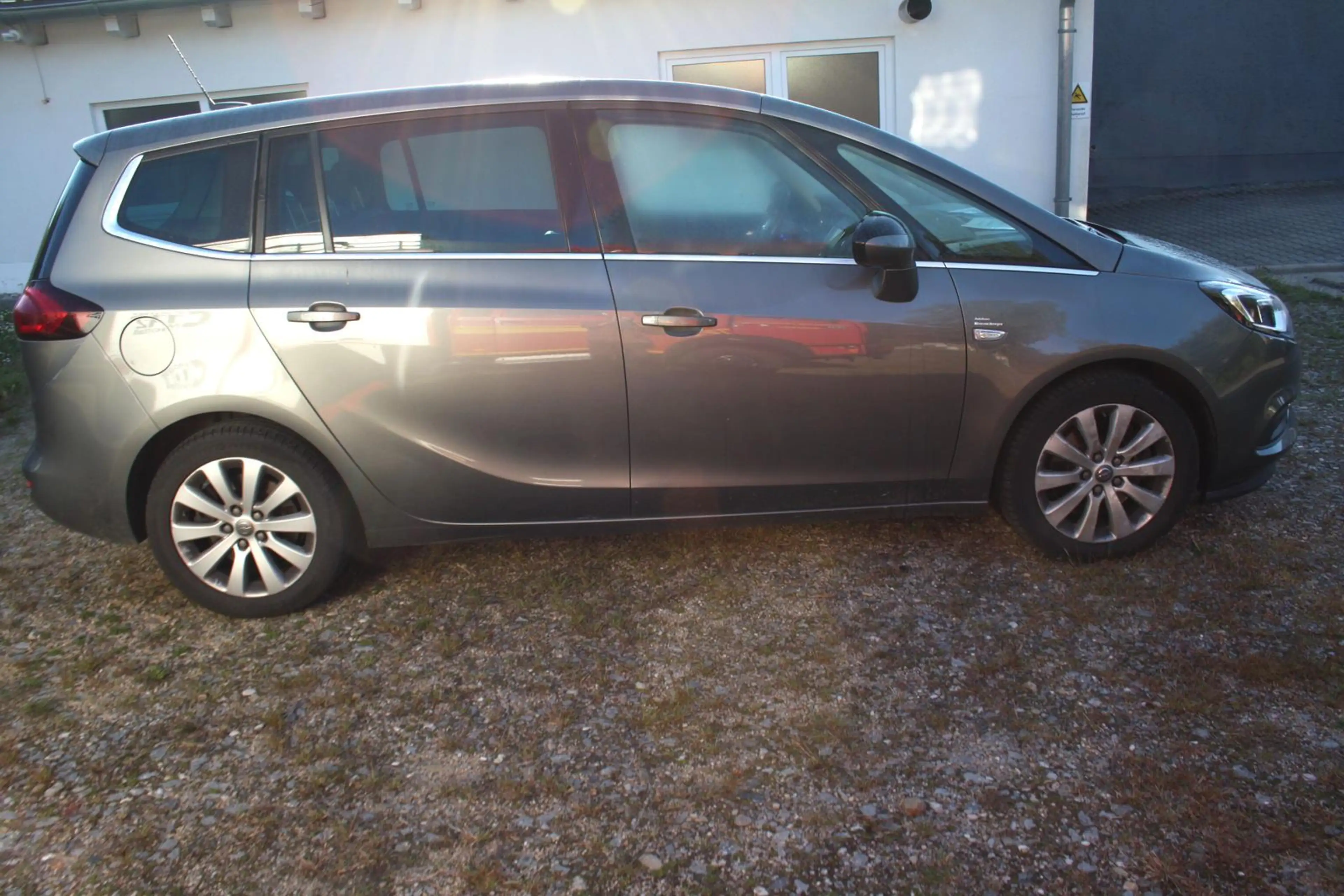 Opel Zafira Innovation Navi Kamera Panorama Winter Automatik 1 — photo 14