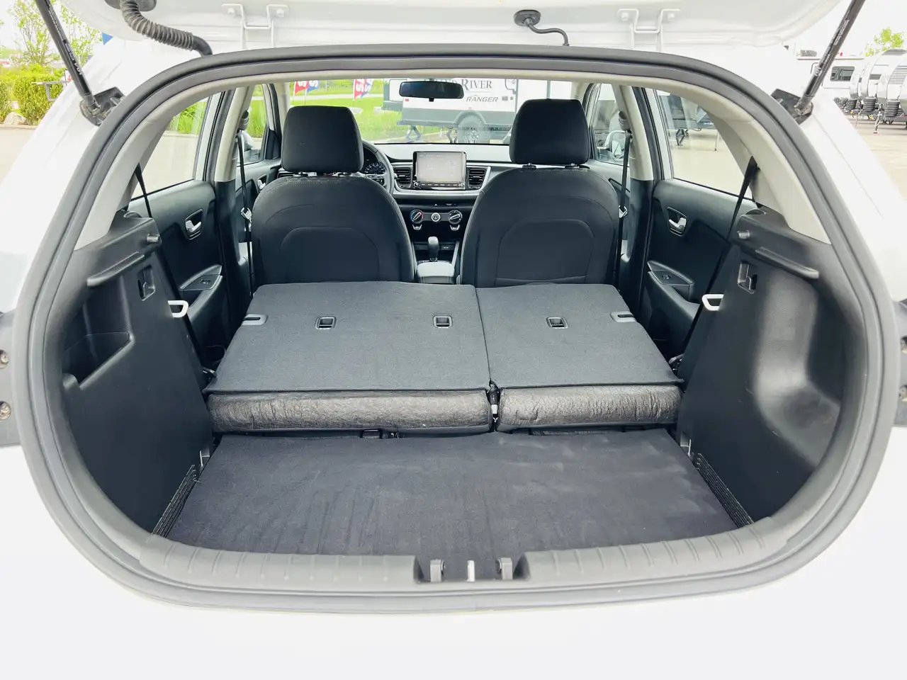 Kia Rio снимка Kia Rio