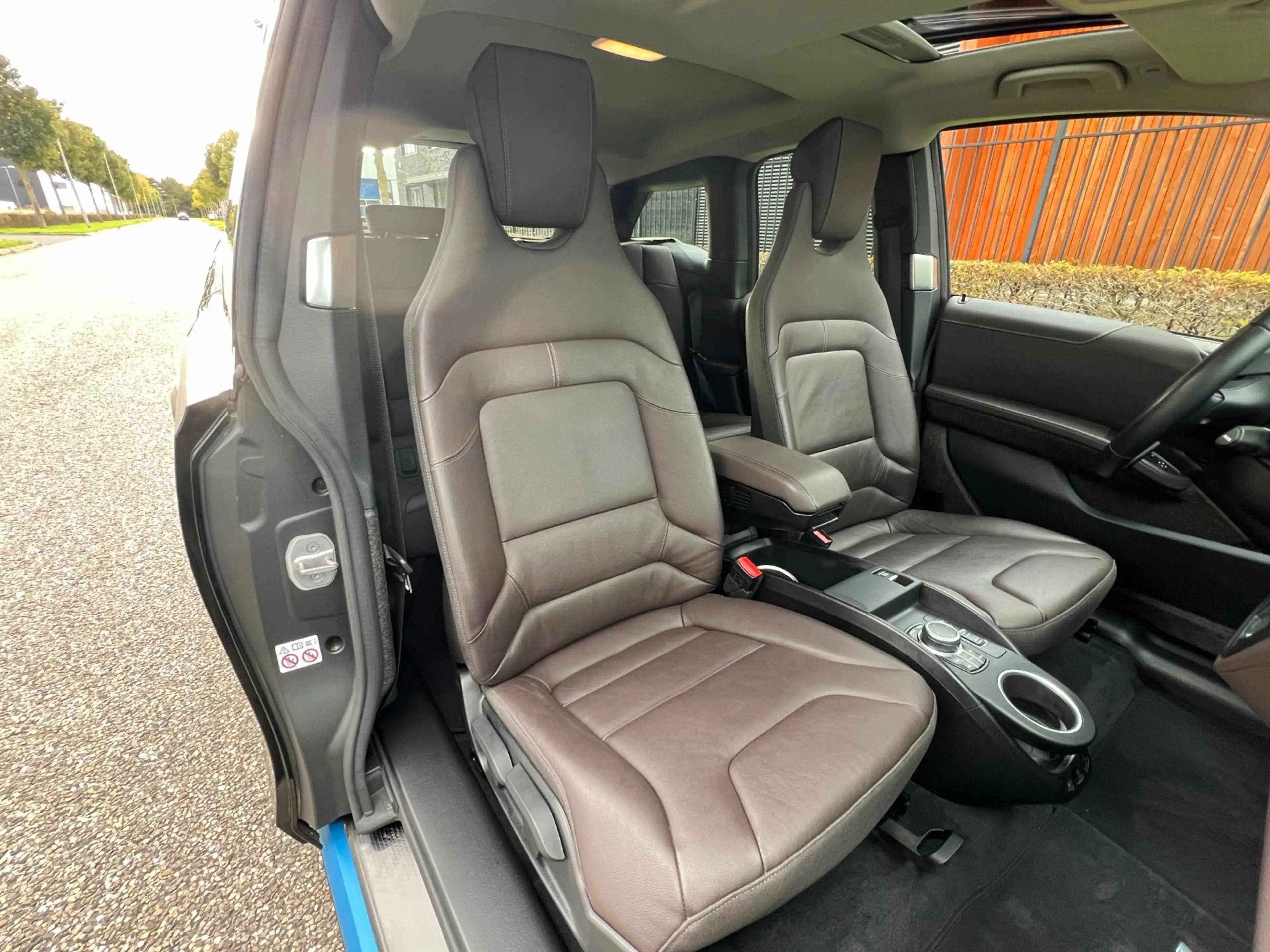 BMW i3 I3S Grote navi, Schuifdak, Leder, H&K, ACC — photo 3
