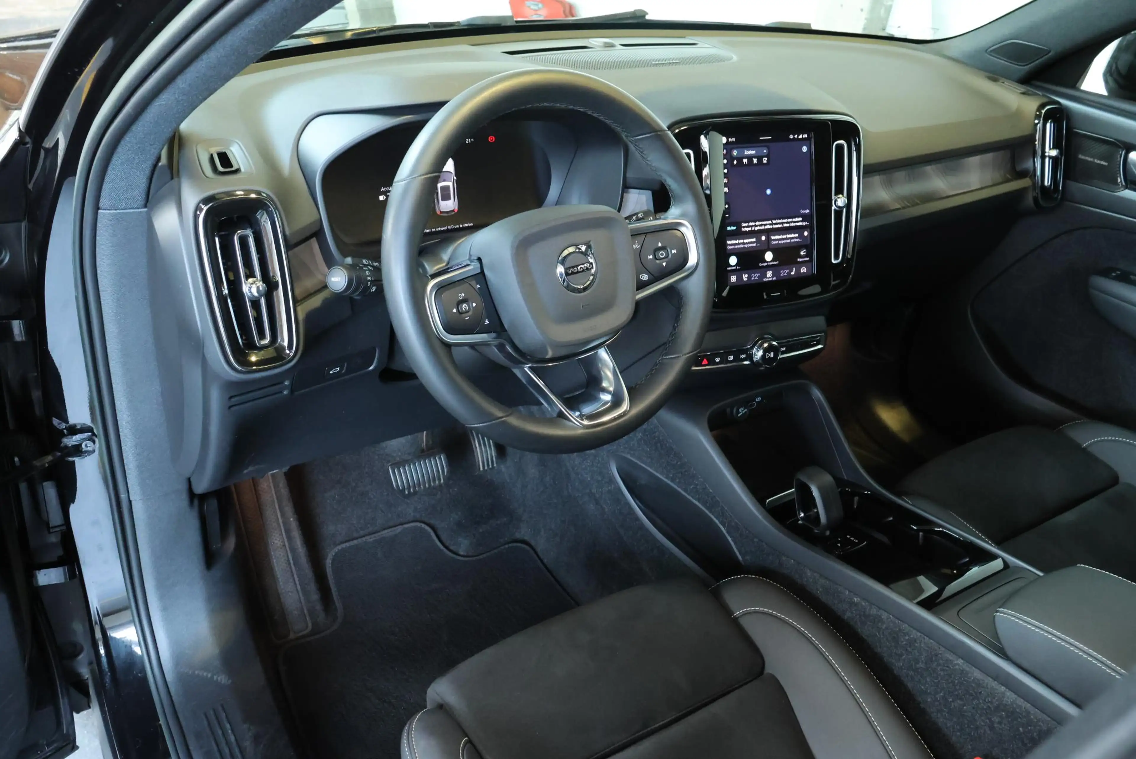 Volvo XC40 Recharge Twin Ultimate 78 kWh | Panoramadak | Elec — photo 2