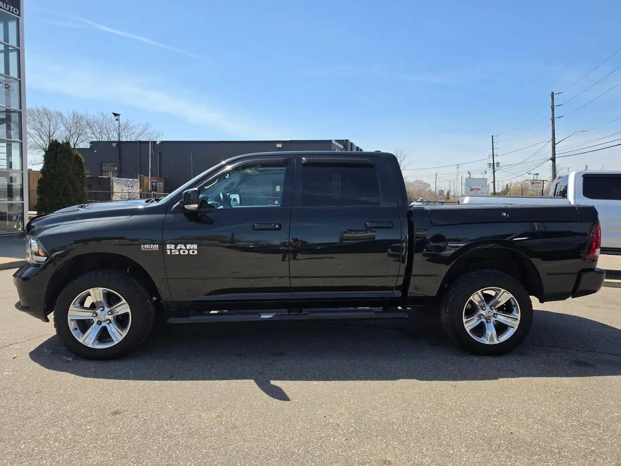 RAM 1500 снимка RAM 1500
