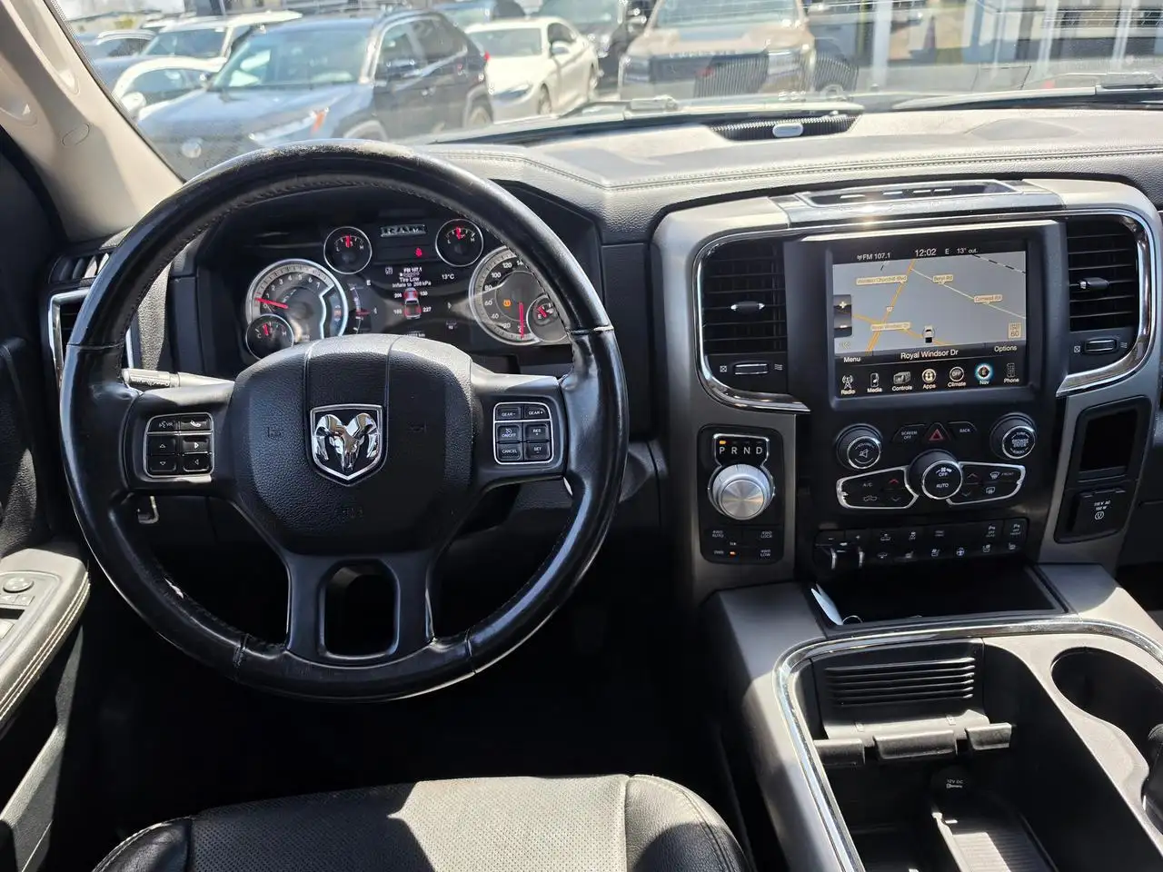 RAM 1500 снимка RAM 1500